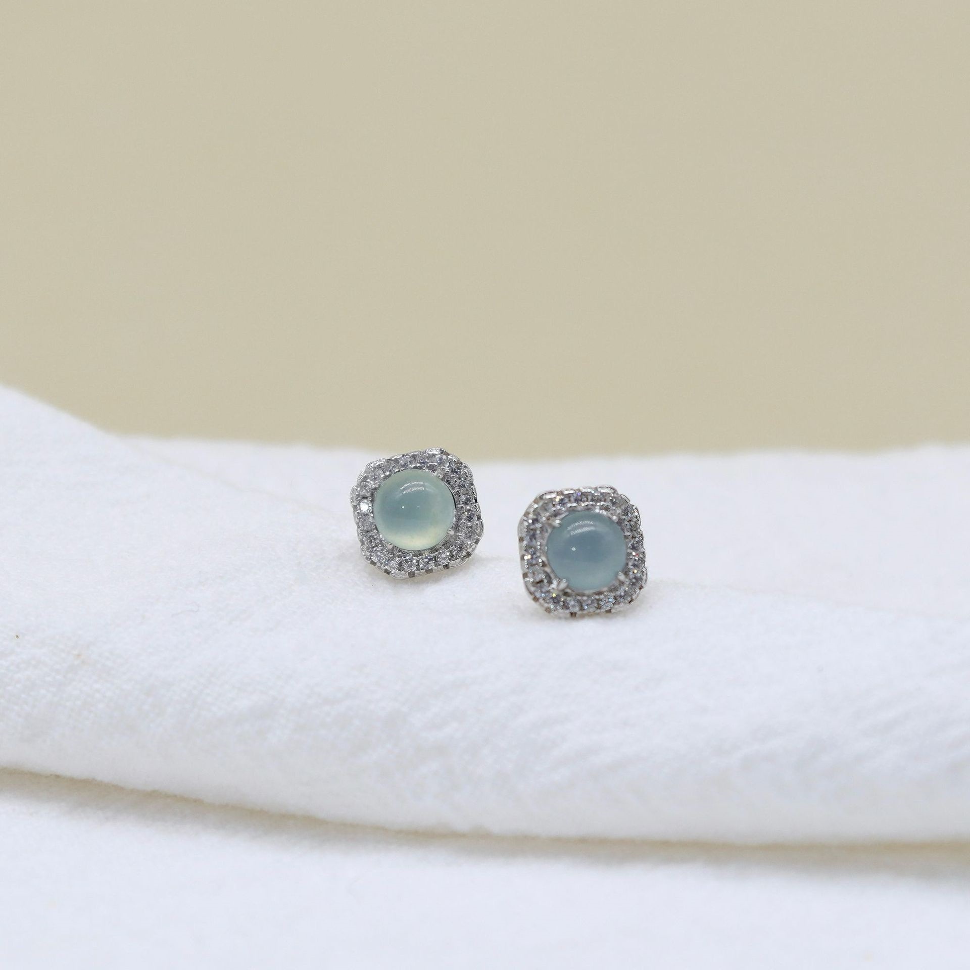 s925 sterling silver square jadeite earrings for women, new Chinese style, elegant, flattering, unique and fashionable earrings
