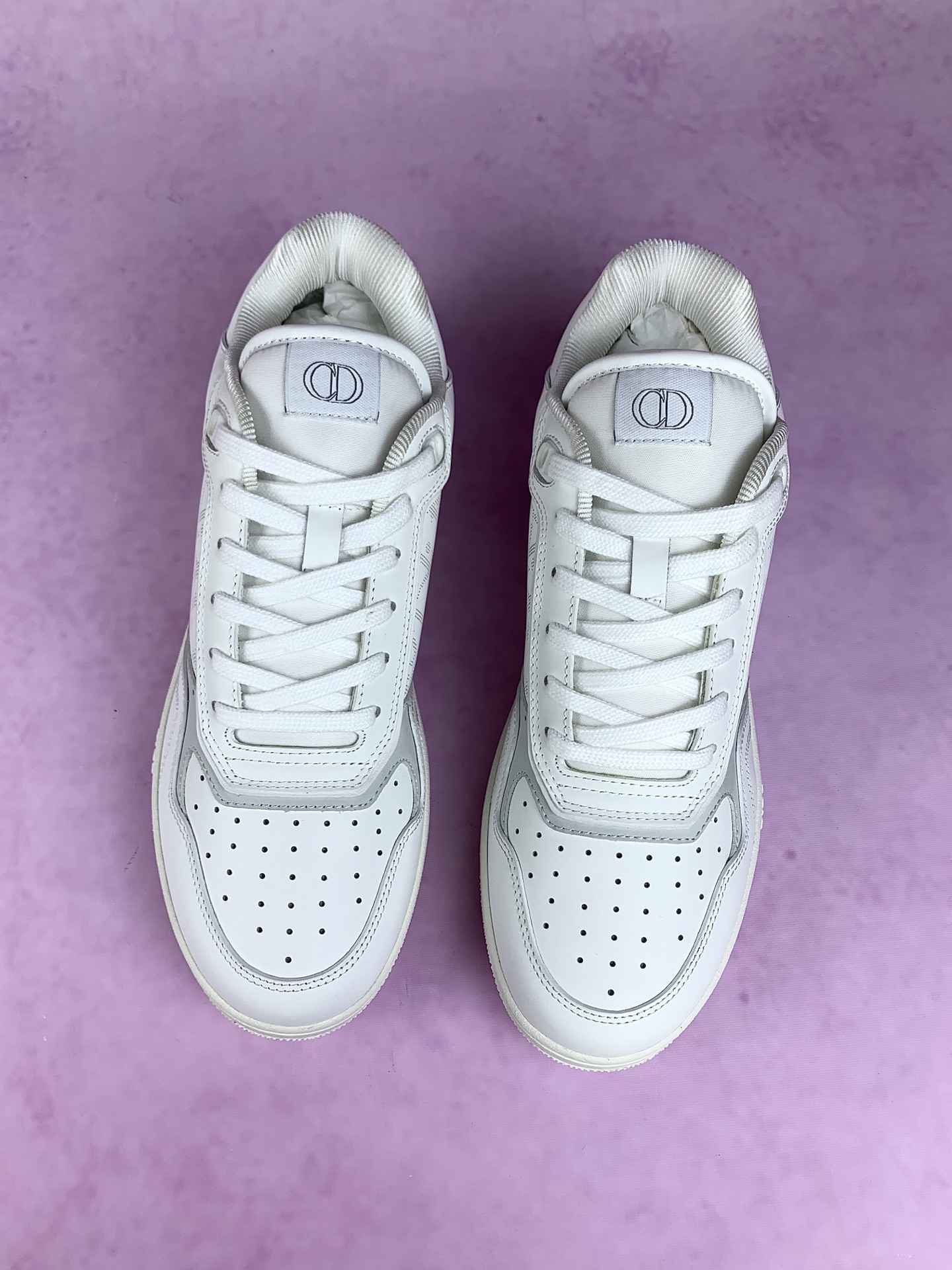 B27 Uptown Low-Top Sneaker