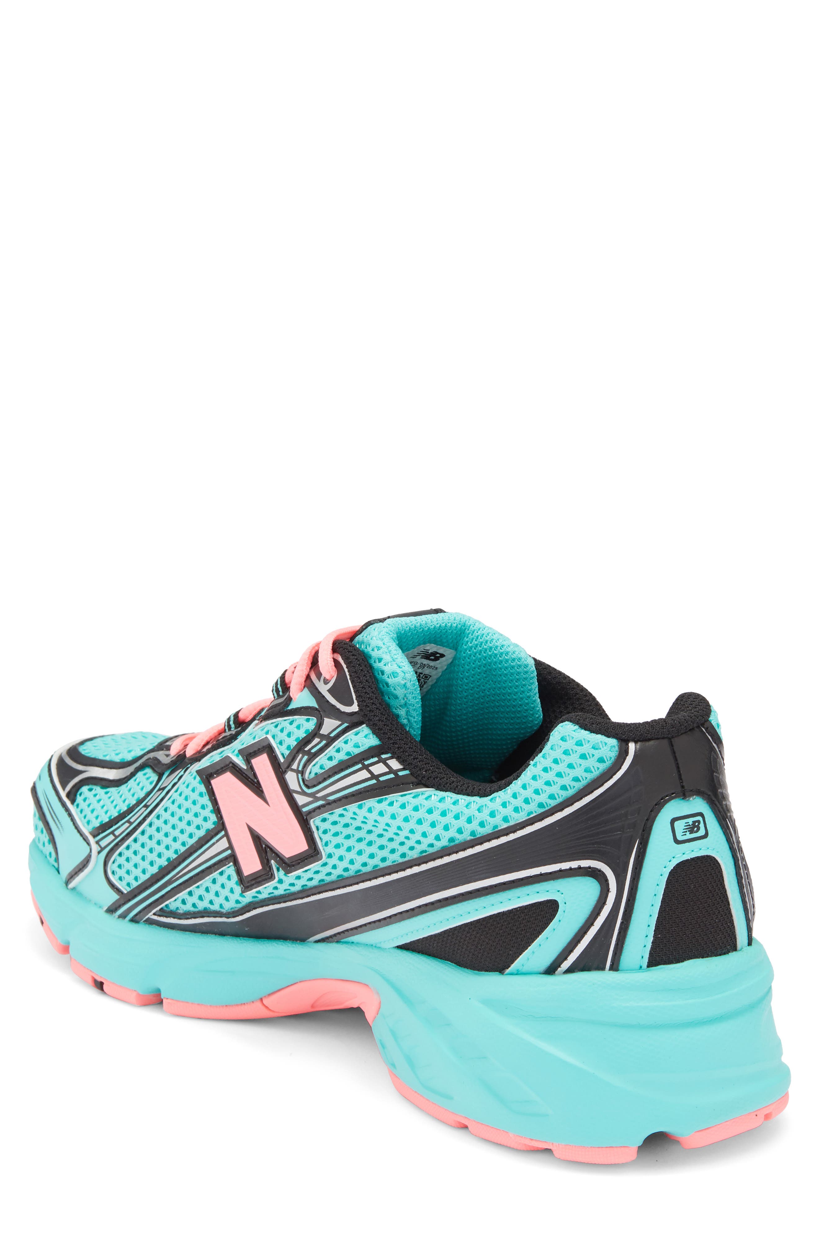 New Balance Gender Inclusive 740 Running Shoe