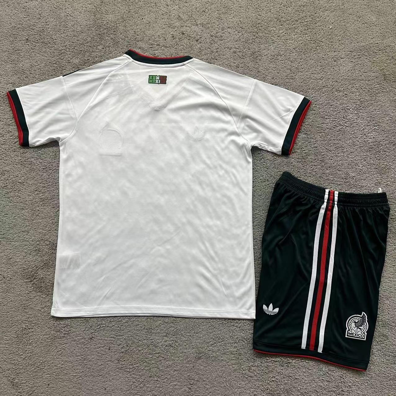 2026 World Cup Mexico away fan version suit