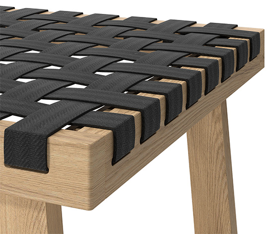 Hocker mit Geflecht