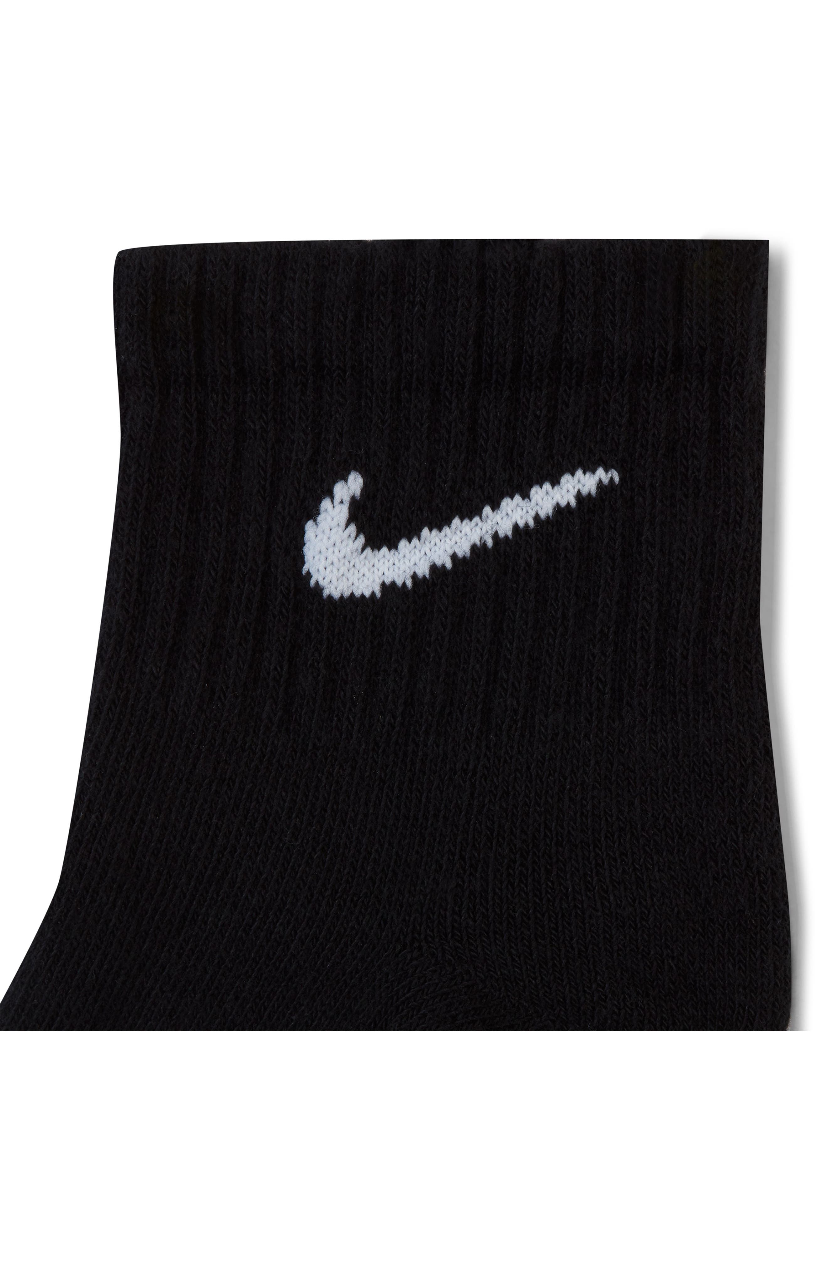 Nike Kids' Assorted 3-Pack Dri-FIT Everyday Cushioned Ankle Socks