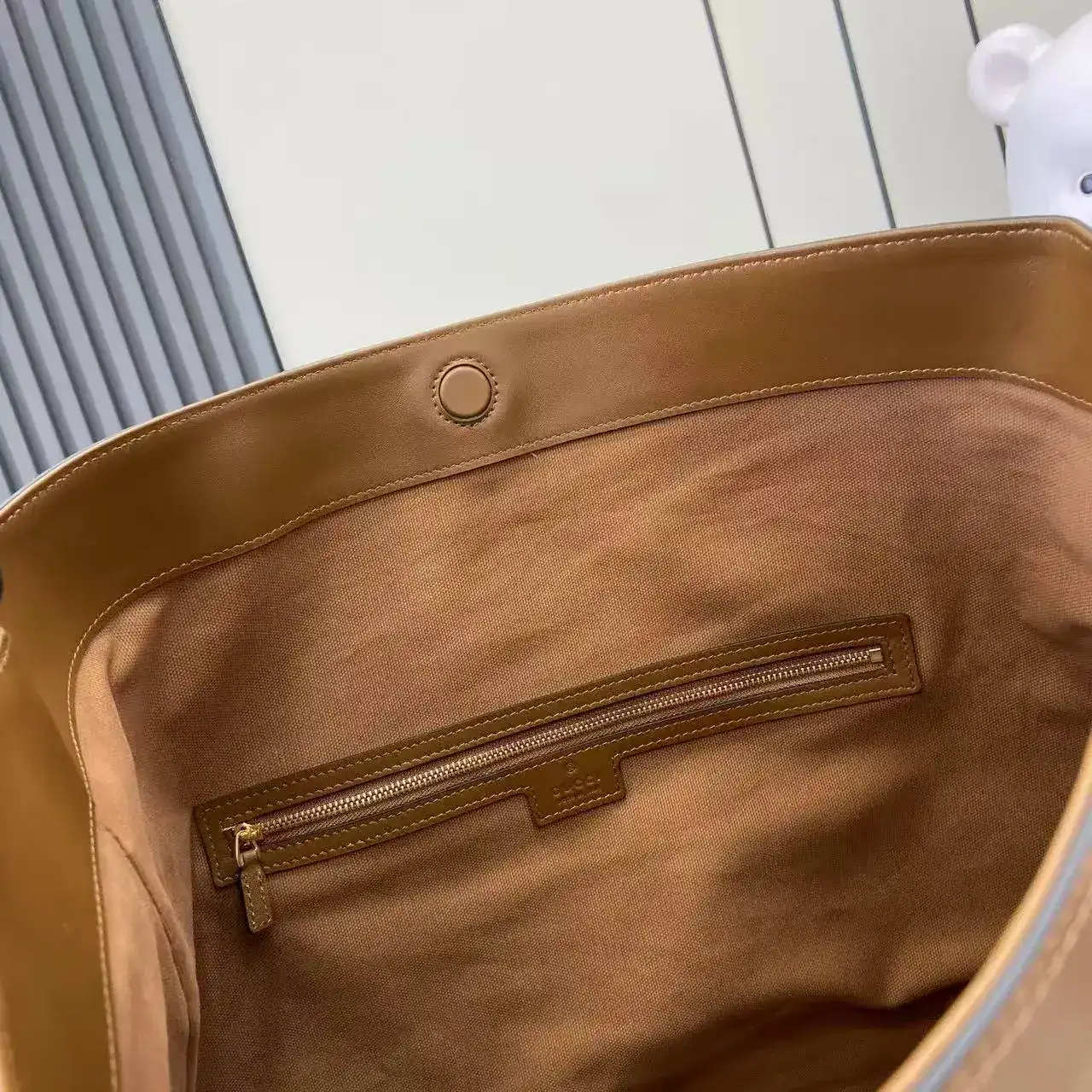 Gucci Brown Smooth Leather Tote Bag product photo from LabelPicks