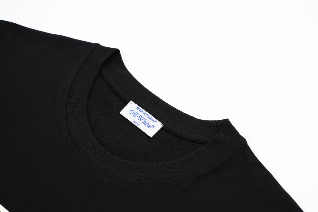 Off-White Black Crocodile Dollar Graphic T-Shirt product photo from LabelPicks