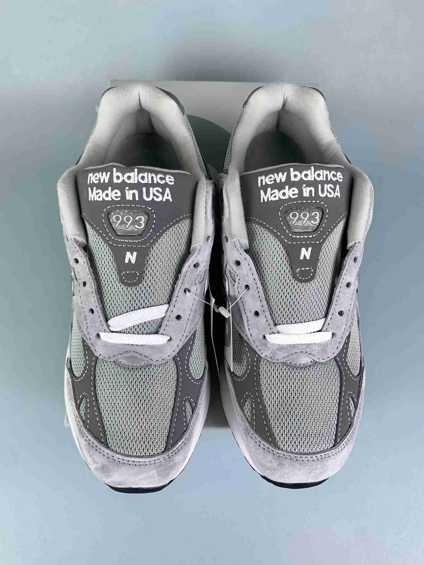 New Balance 993 Shoes