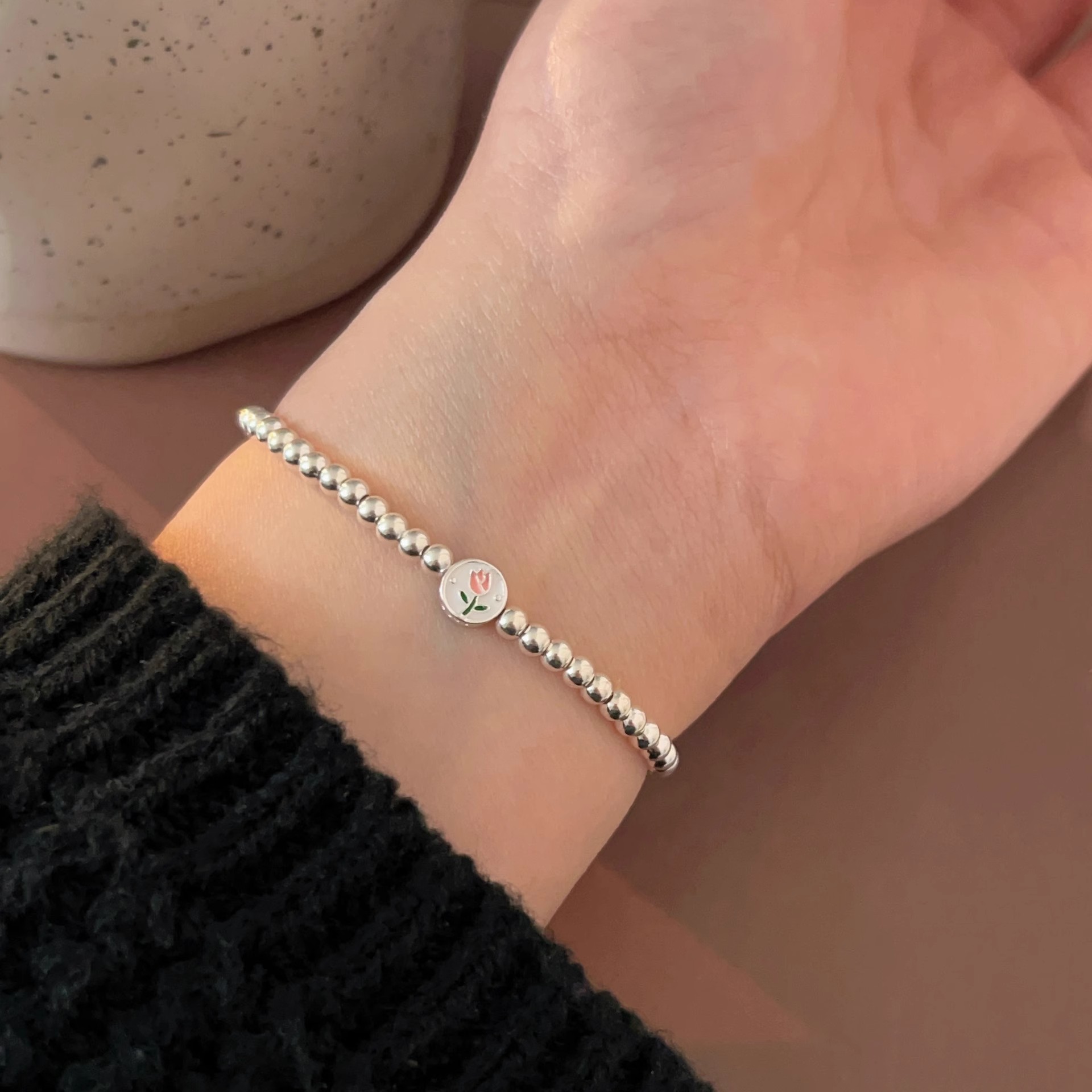 925 sterling silver round pendant tulip bead bracelet for women, featuring a unique and stylish design, perfect for layering and creating a versatile, exquisite look
