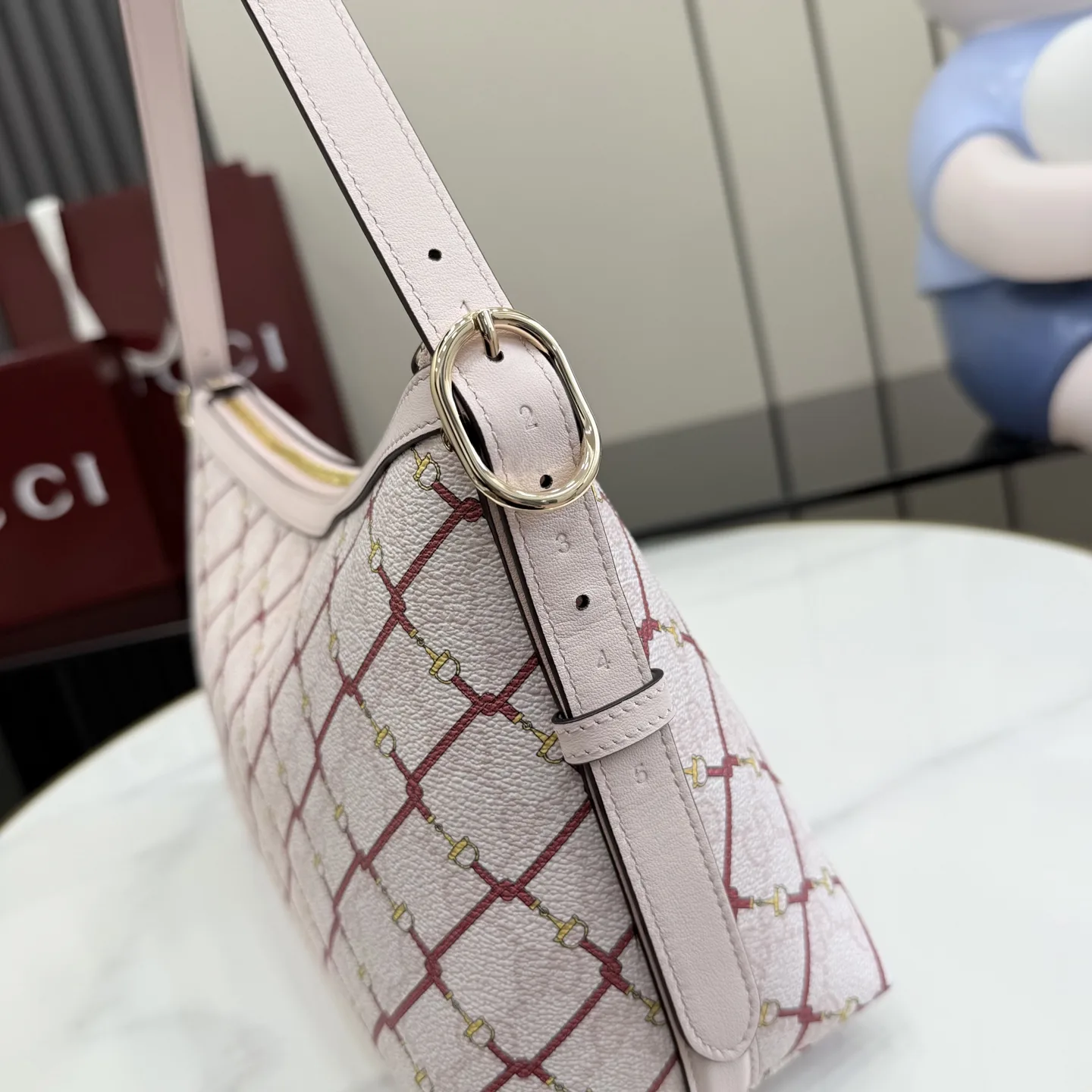 Gucci Pink Shoulder Bag product photo from LabelPicks