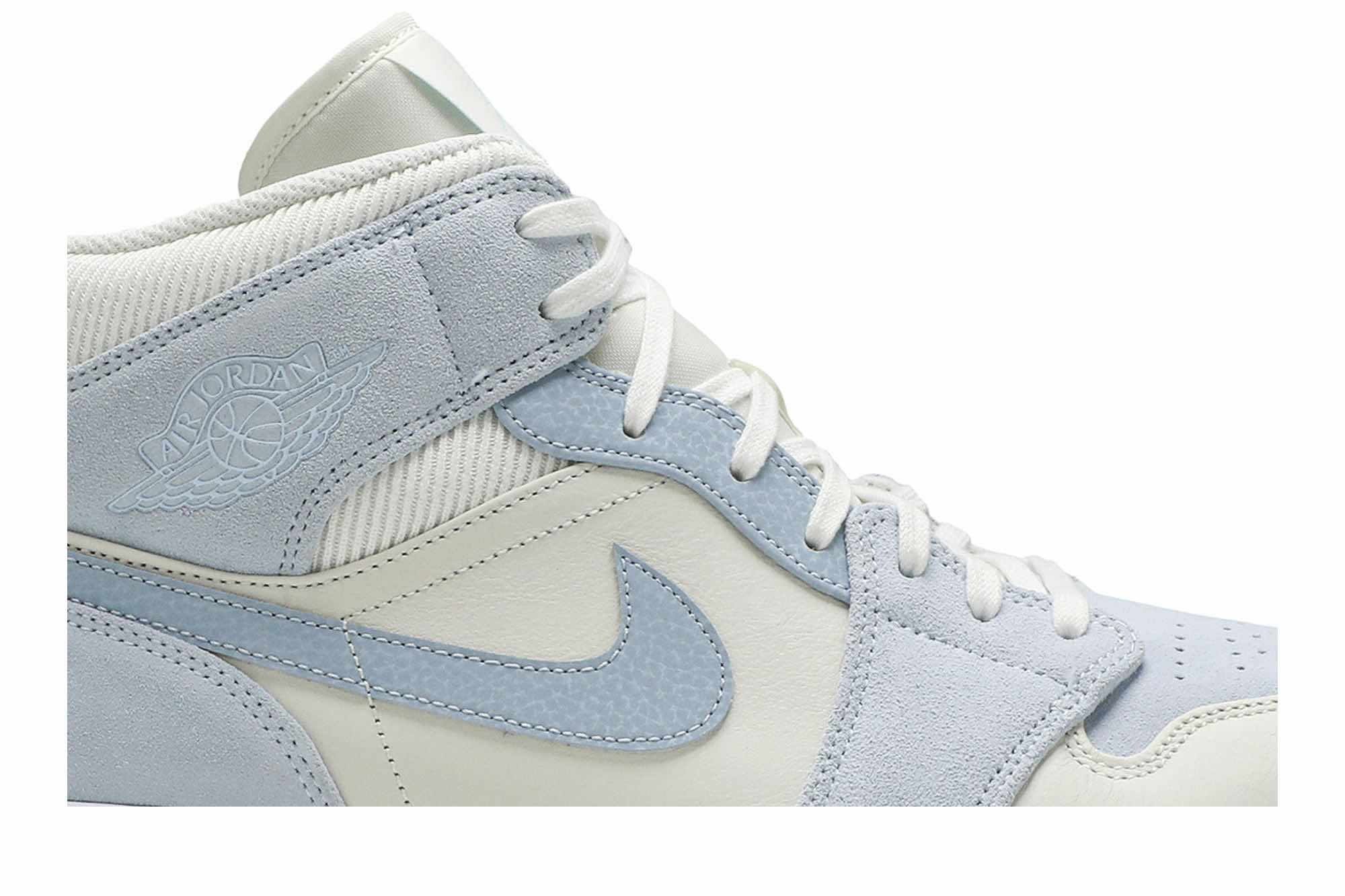 Air Jordan 1 Mid SE ‘Sail Light Blue’ DA4666-100