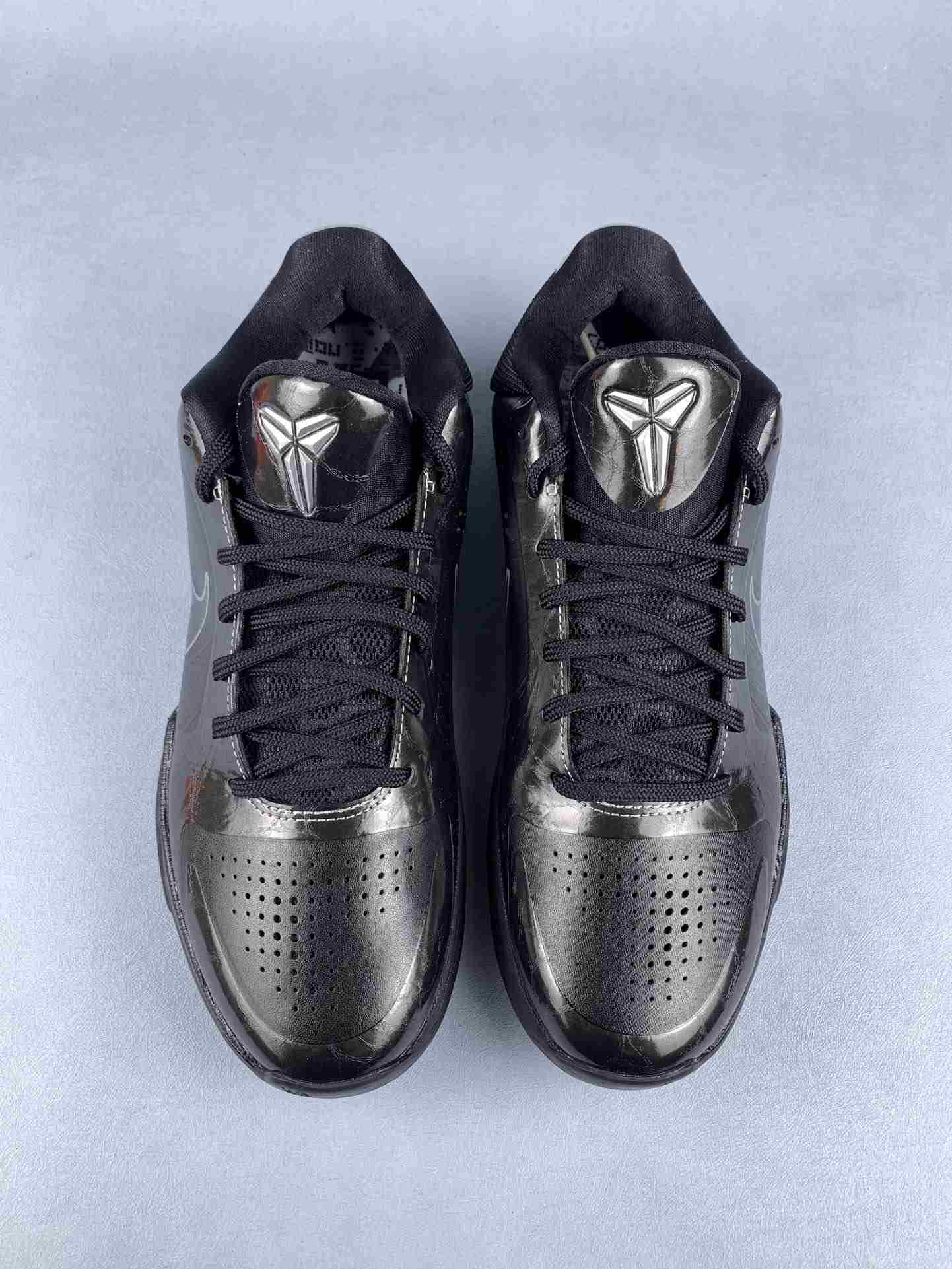 Nike Zoom Kobe V X Shoes