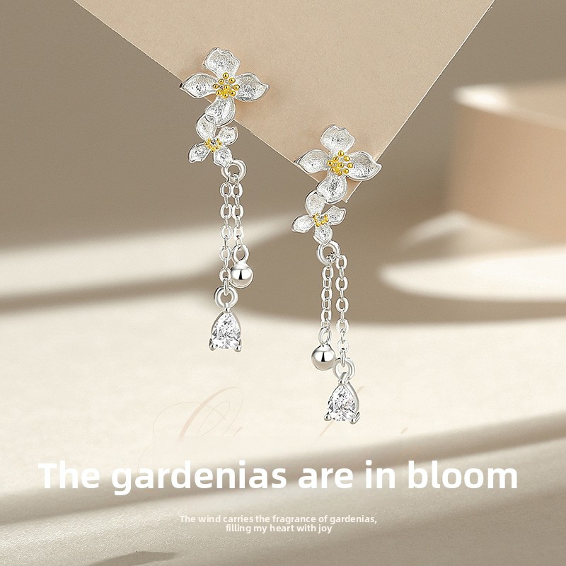 Original gardenia flower earrings for women, pure silver forest-style floral tassel earrings, featuring a unique design with an elegant and sophisticated charm