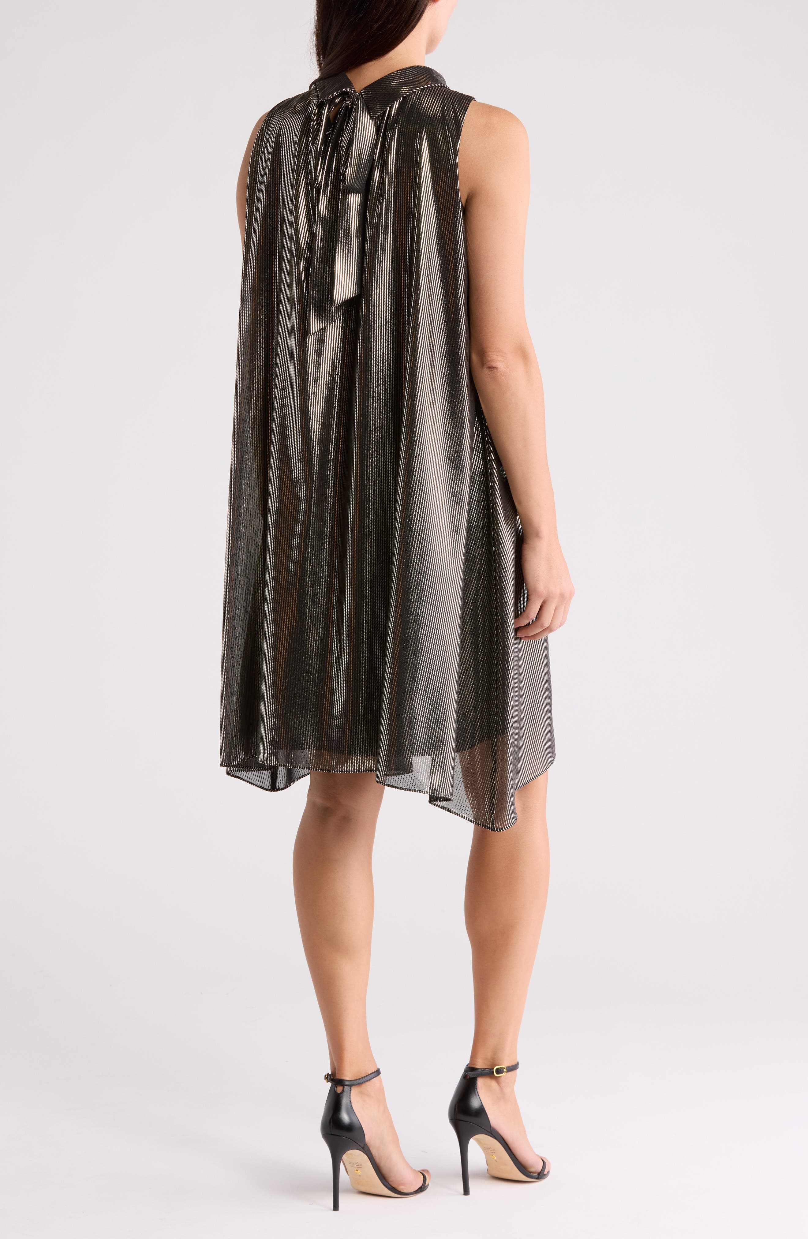 Julia Jordan Metallic Sleeveless Trapeze Dress