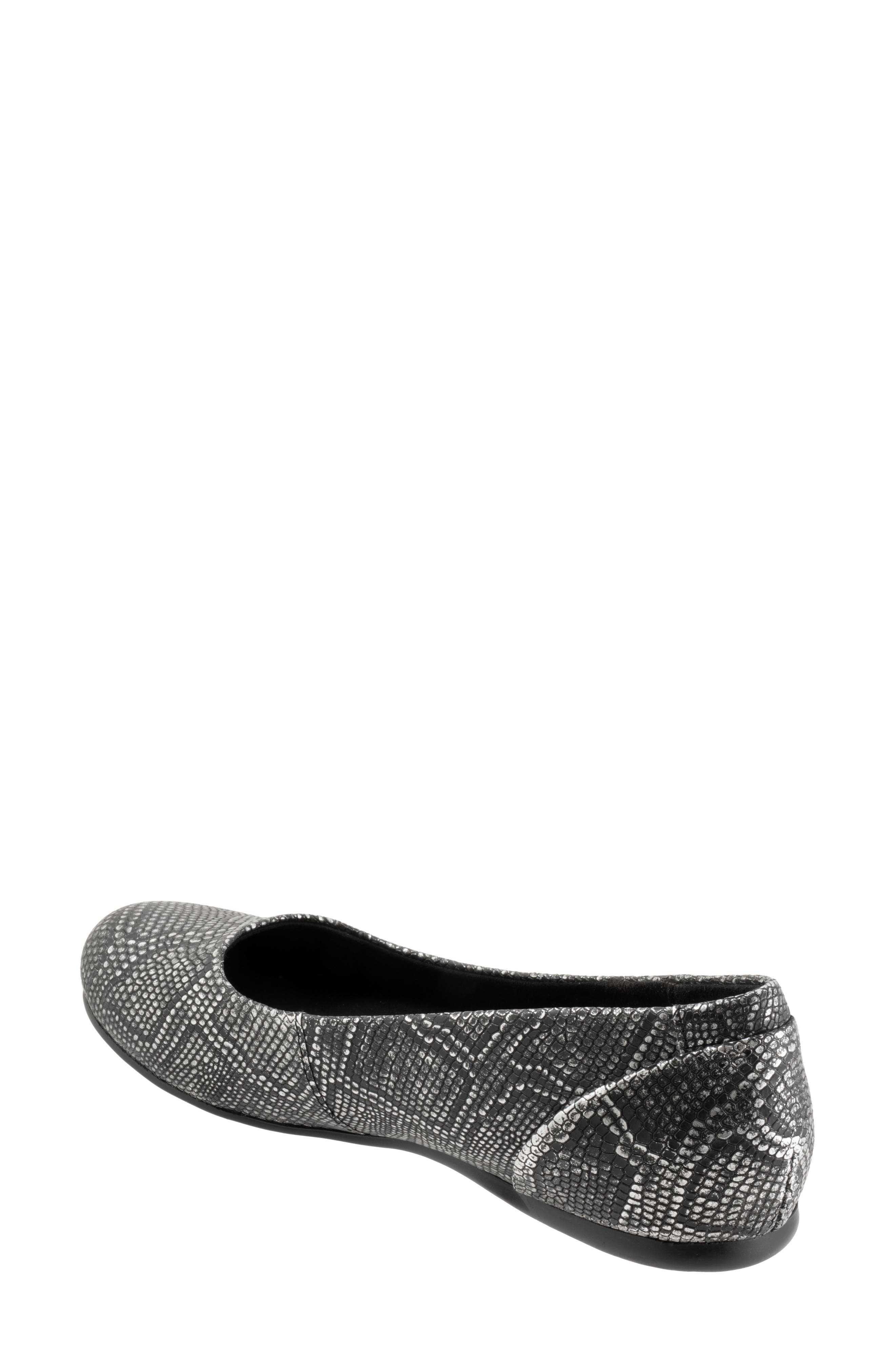 SoftWalk® Sonoma Flat