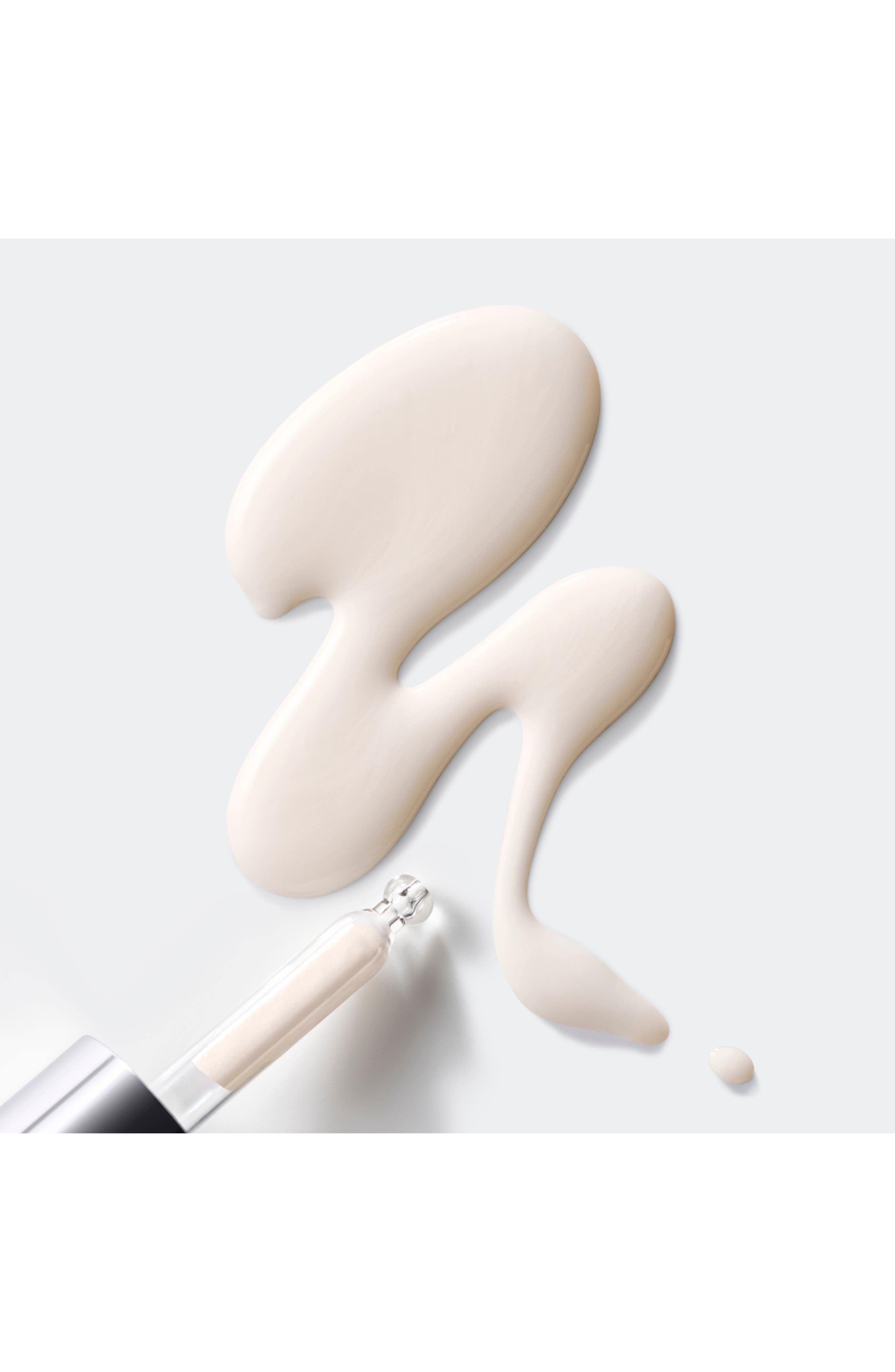 Clinique Moisture Surge Active Glow Serum with Hyaluronic Acid