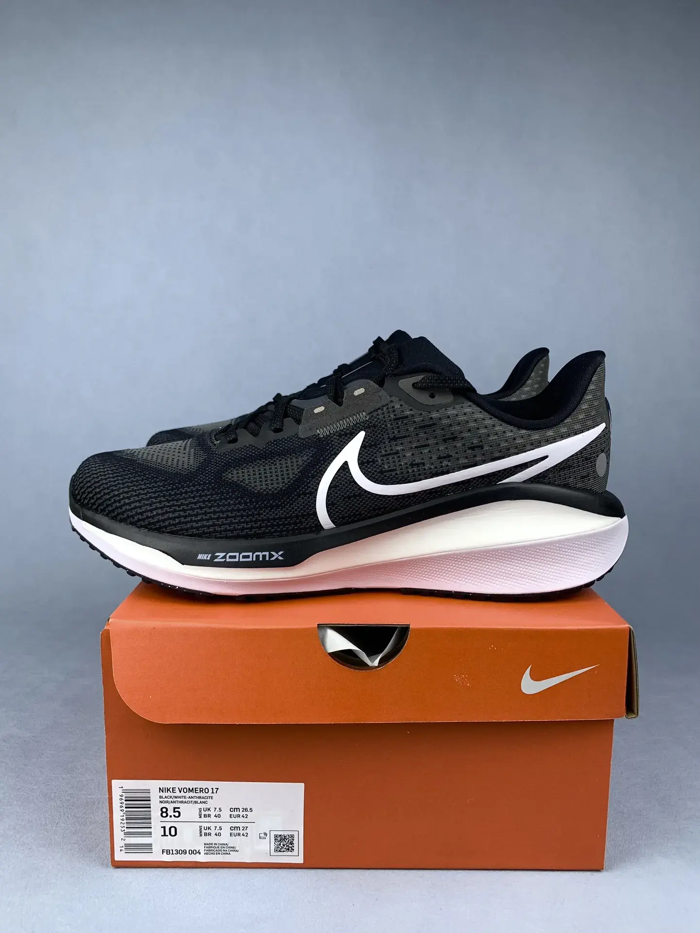 Nike Vomero 17 - Black/Anthracite/White product photo from LabelPicks