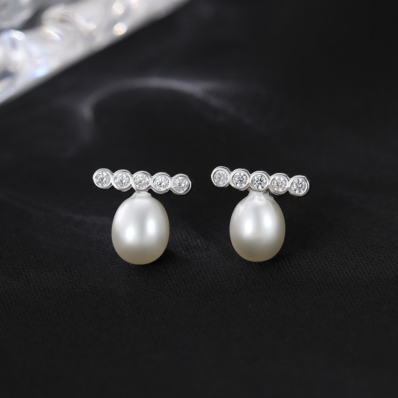925 sterling silver balance line pearl earrings for women, fashionable Chanel-style irregular geometric earrings, simple ear accessories