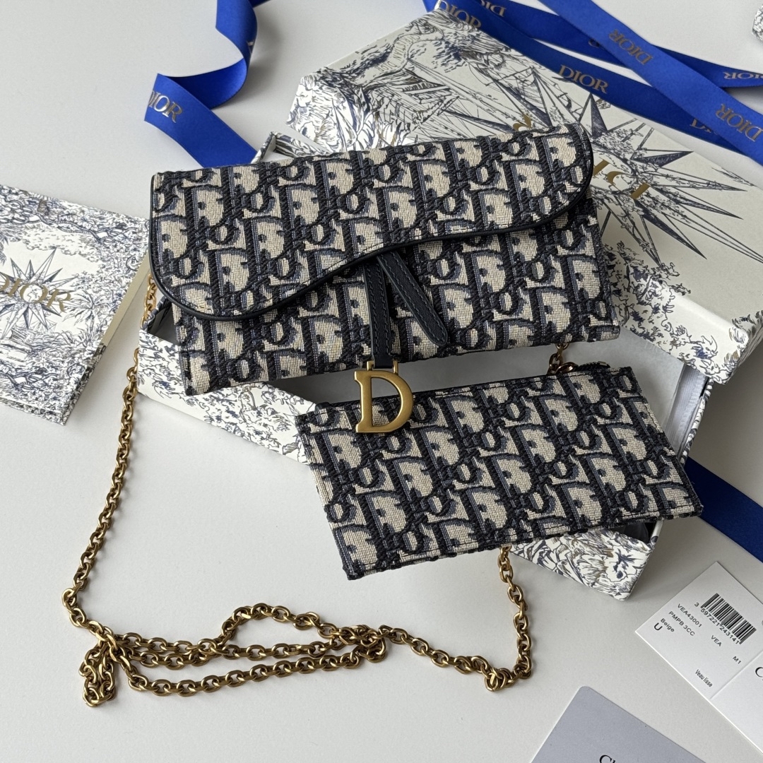 Dior Monogram chain bag