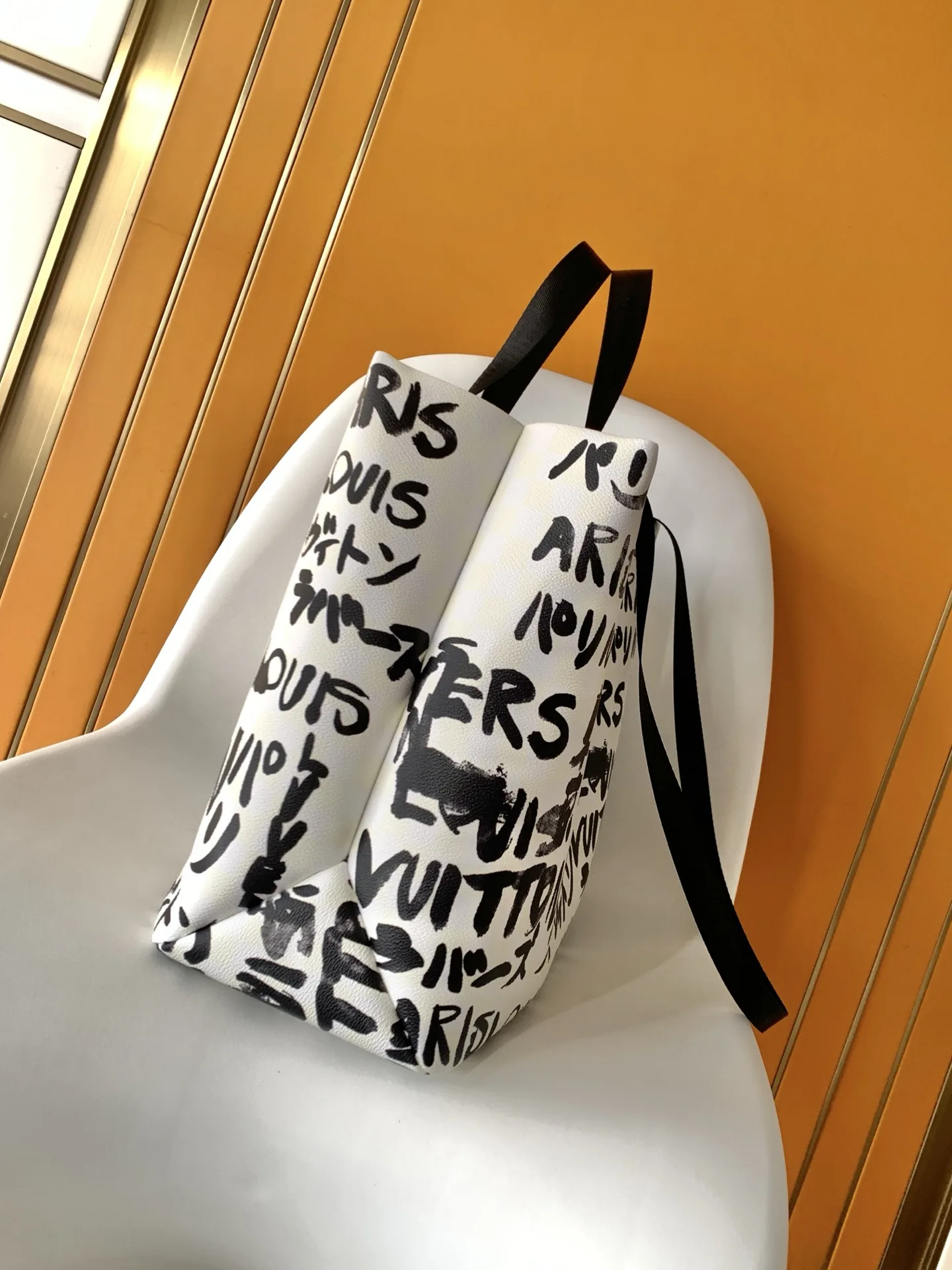 Louis Vuitton Damier Canvas Tote Bag product photo from LabelPicks