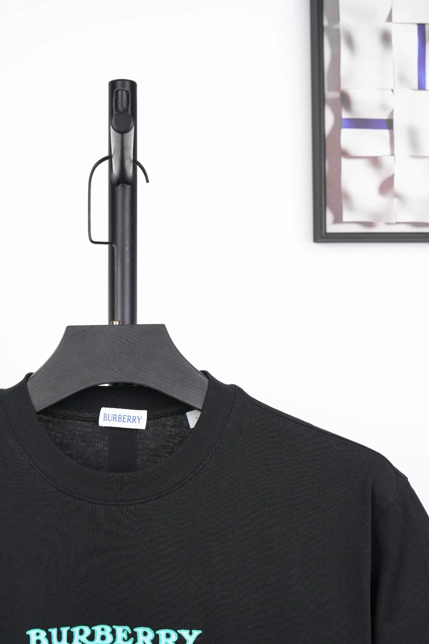 Burberry Black Front Letter Back Knight Print T-Shirt product photo from LabelPicks