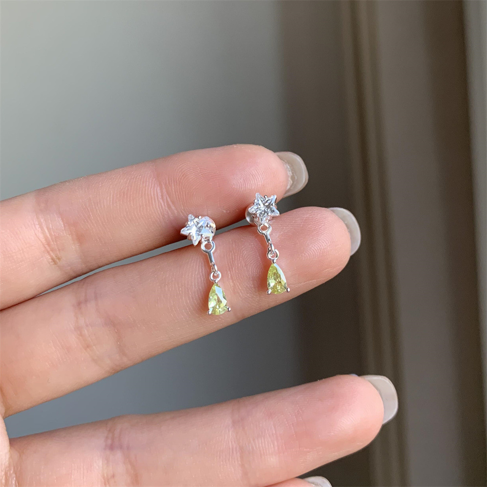 Star-shaped cubic zirconia teardrop earrings, featuring a unique design with a high-end feel, a new summer style, and a popular choice for girls