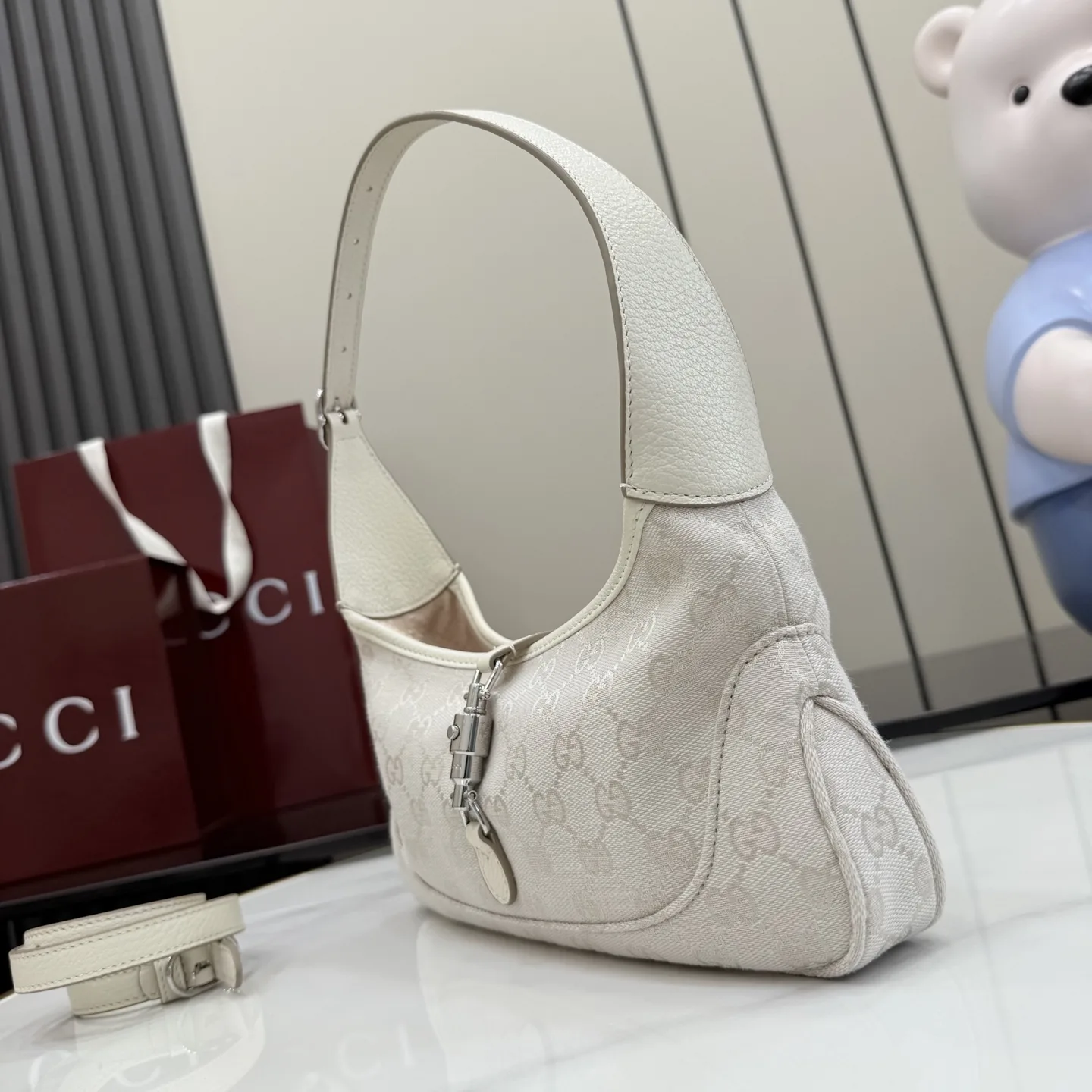 Gucci Jackie Shoulder Bag product photo from LabelPicks
