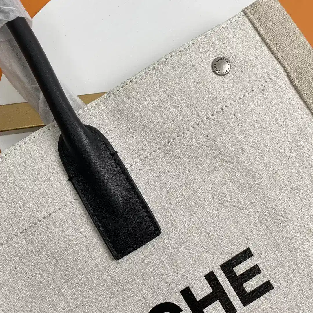 Saint Laurent Carryall Tote Bag product photo from LabelPicks