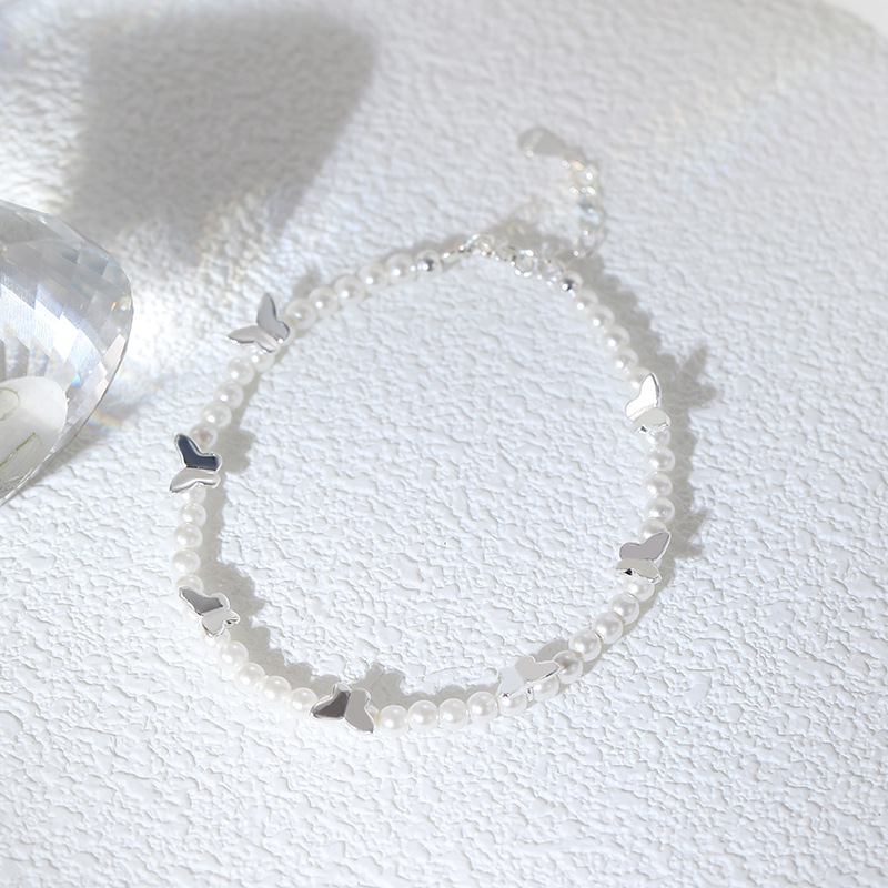 Small butterfly pearl bracelet for women, made of pure silver, with a fresh and versatile design, in Korean style, featuring a unique and stylish design, and a sweet and trendy look