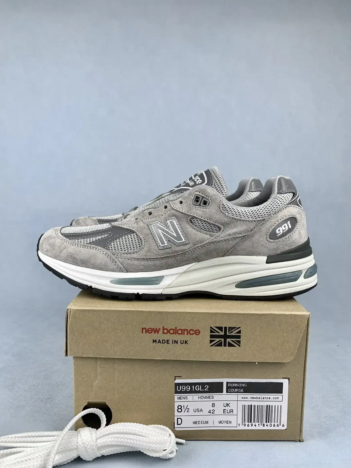 New Balance 991v2 Shoes product photo from LabelPicks