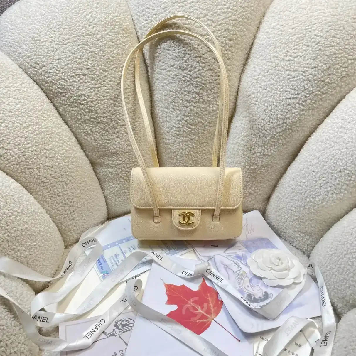 Chanel Grained Leather Shoulder Bag product photo from LabelPicks