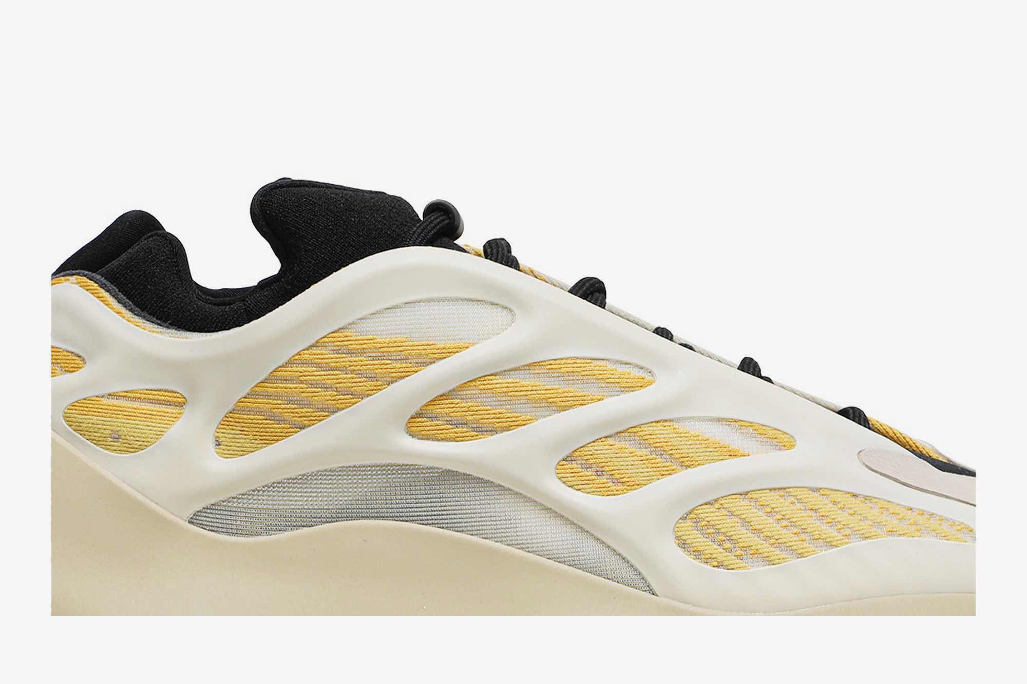 Adidas Yeezy 700 V3 ‘Safflower’ G54853