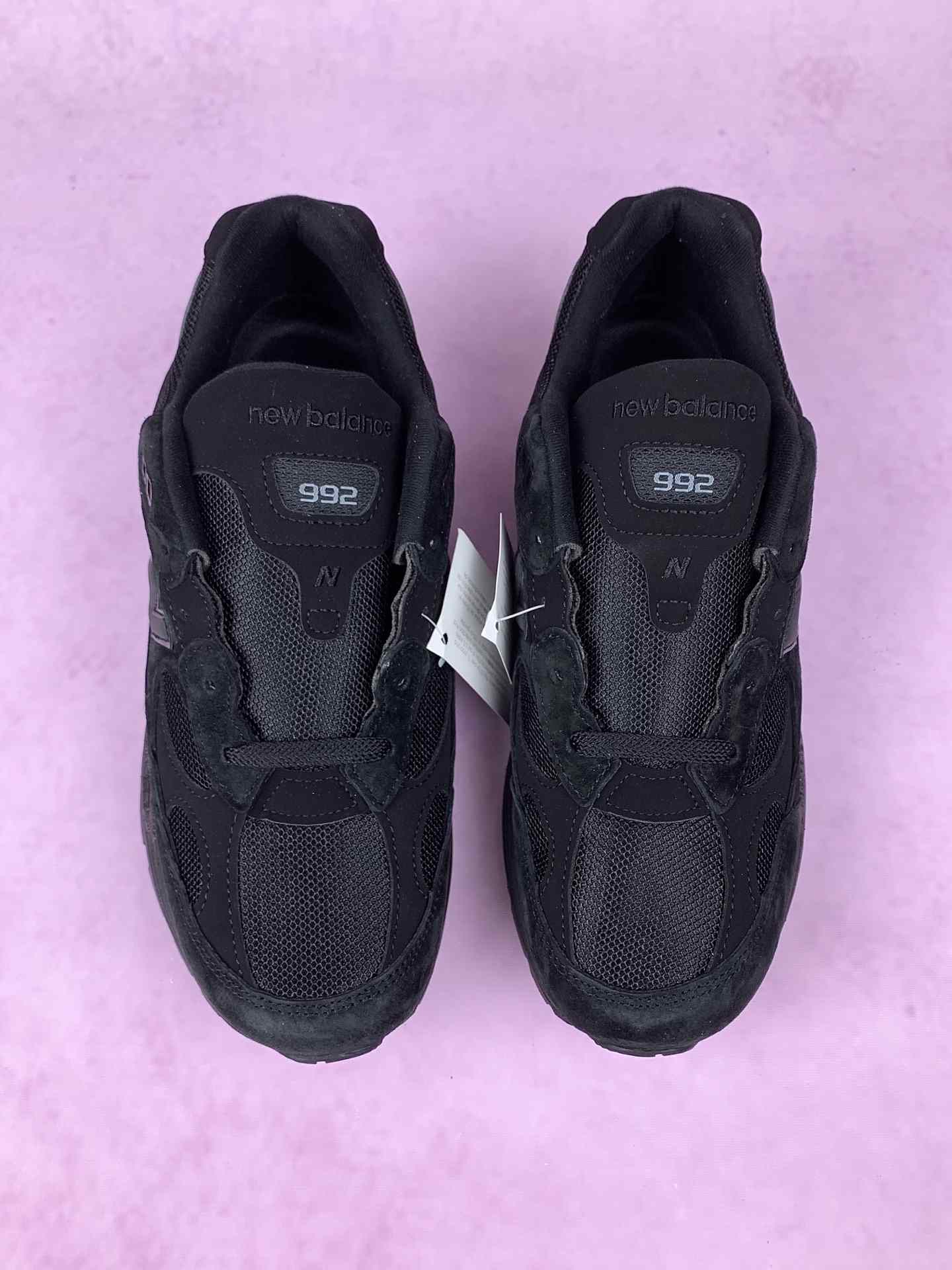 New Balance 992 Shoes