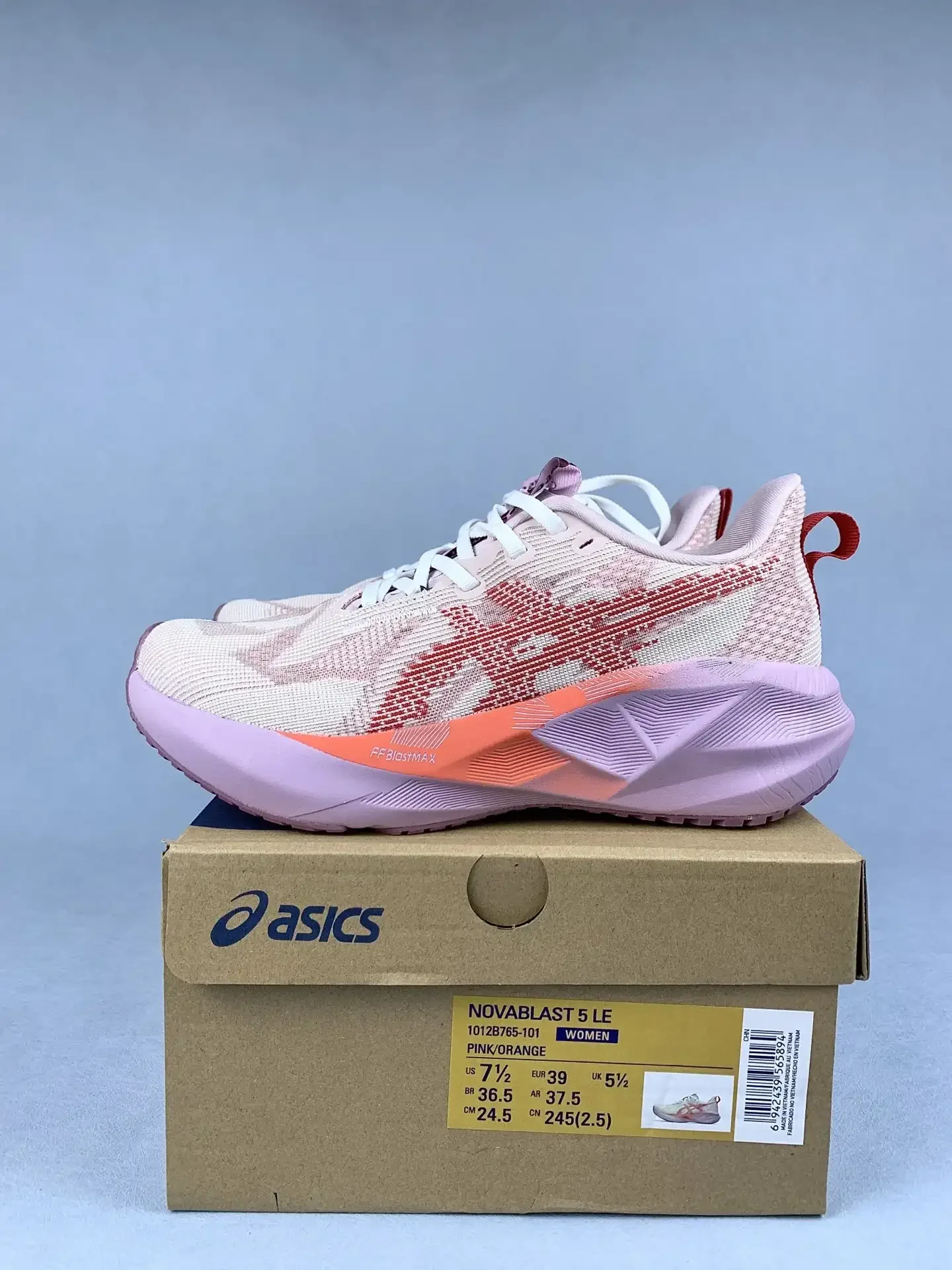 ASICS NOVABLAST 5 Running Shoes product photo from LabelPicks