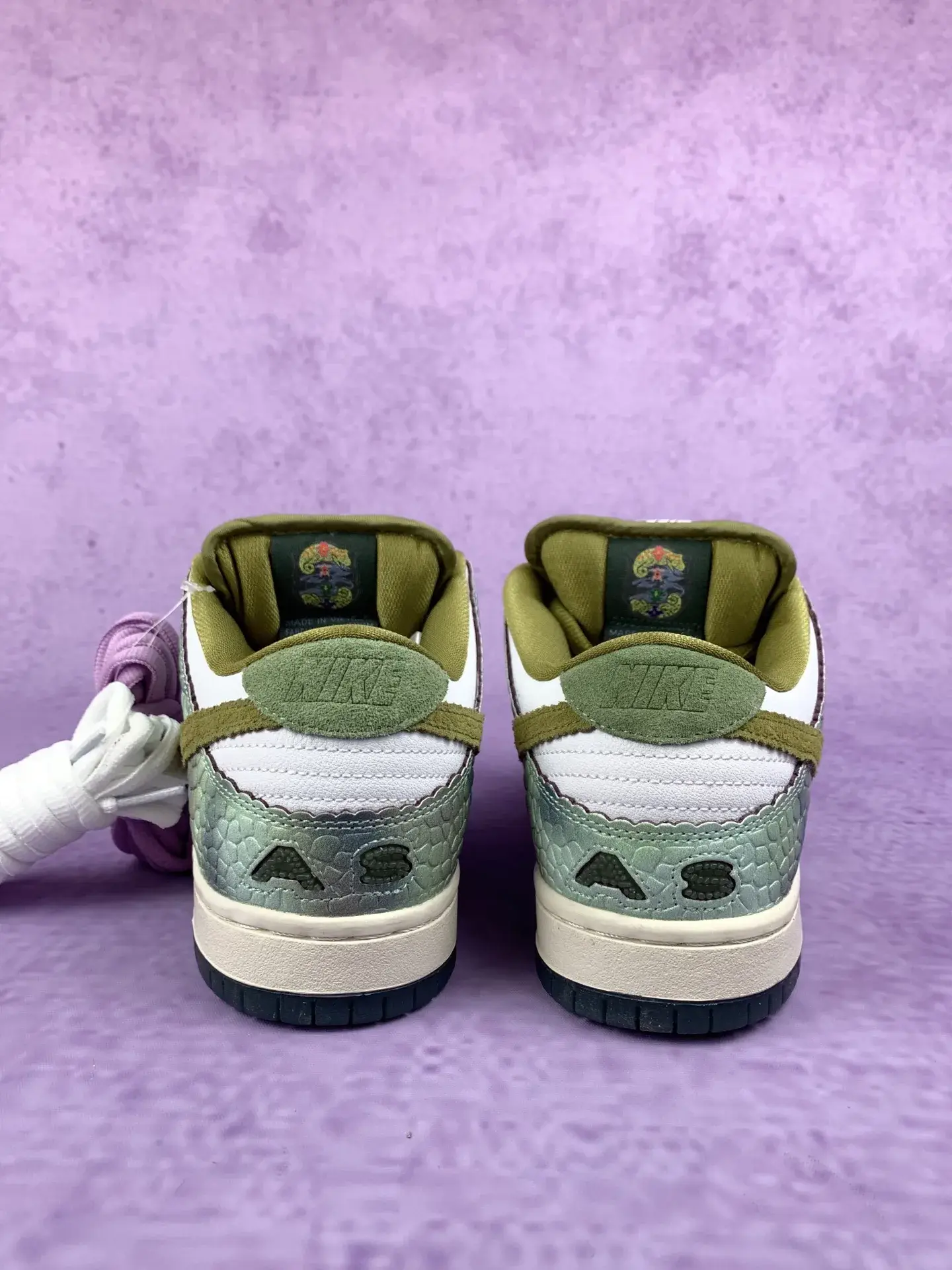 Alexis Sablone x Nike SB Dunk Low Pro “Chameleon” - Oil Green/Desert Moss/White product photo from LabelPicks