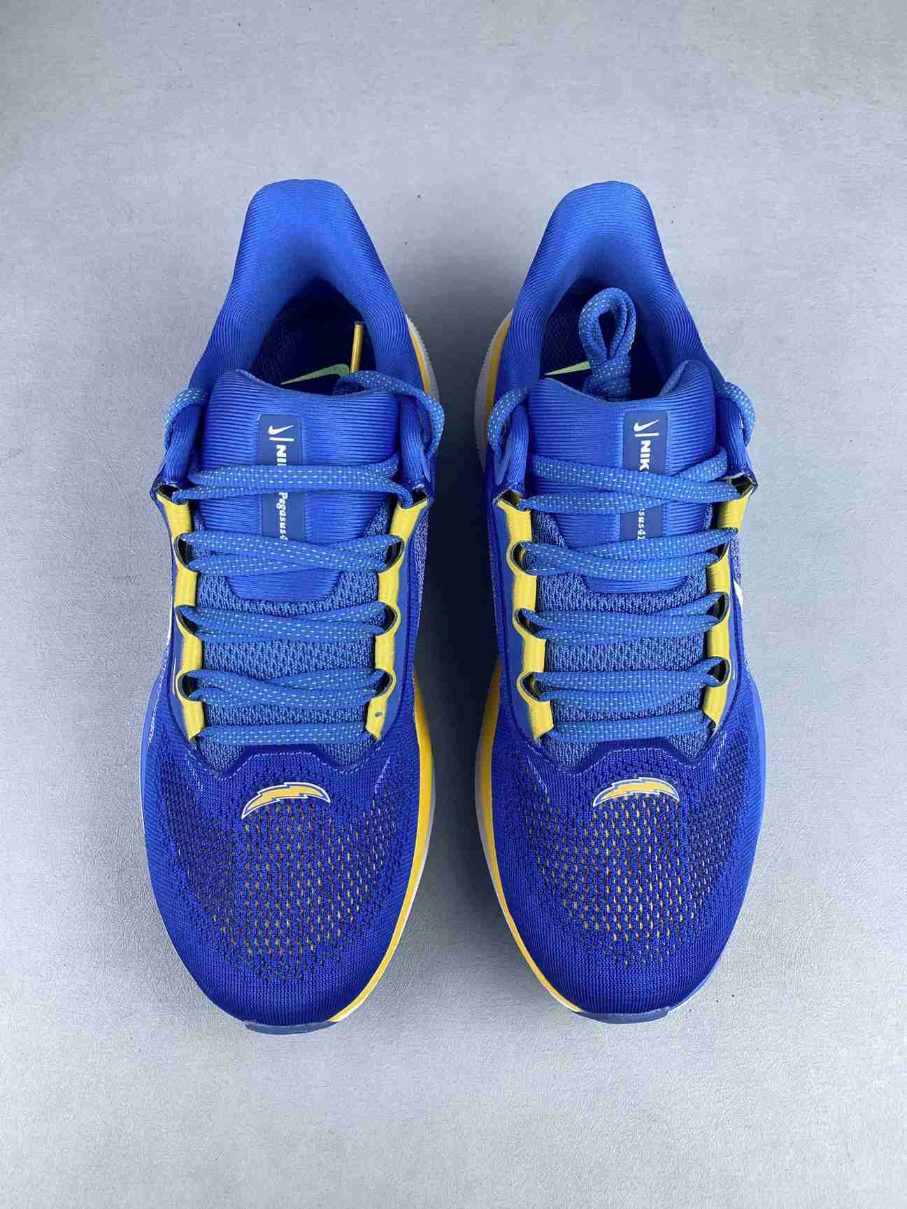 Nike Pegasus 41 NFL Los Angeles Chargers Shoes