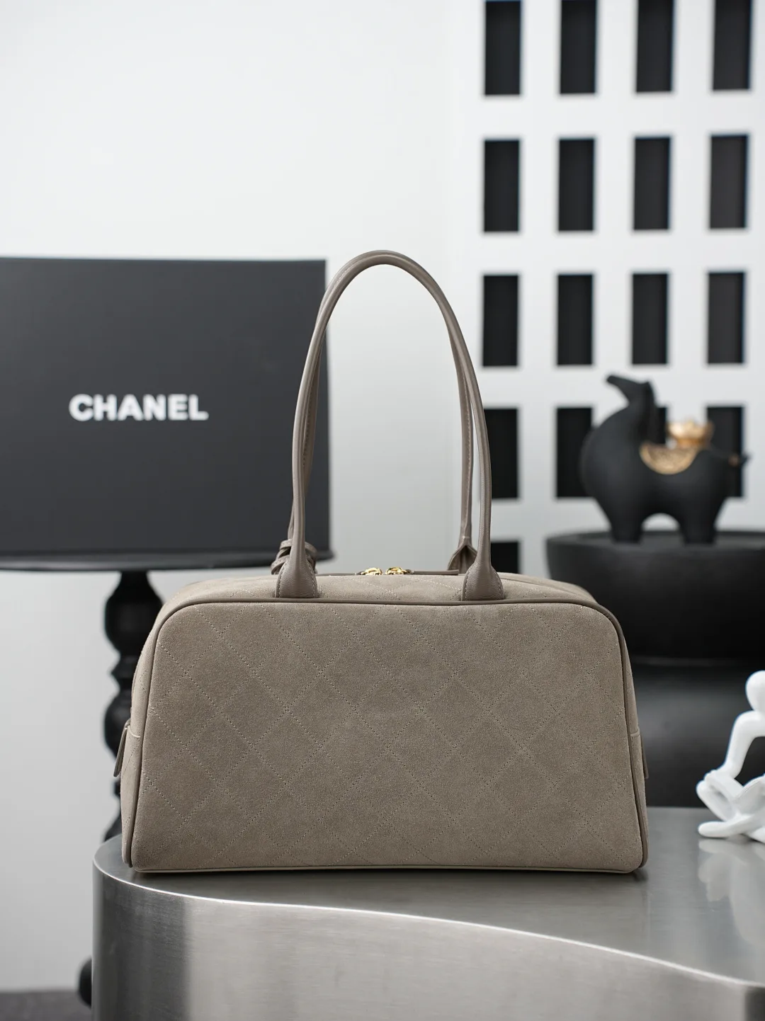 Chanel Smooth Leather Top Handle Bag product photo from LabelPicks