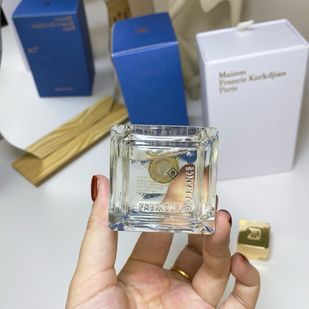 MFK 724 EDP Unisex – Bergamot, Jasmine & White Musk