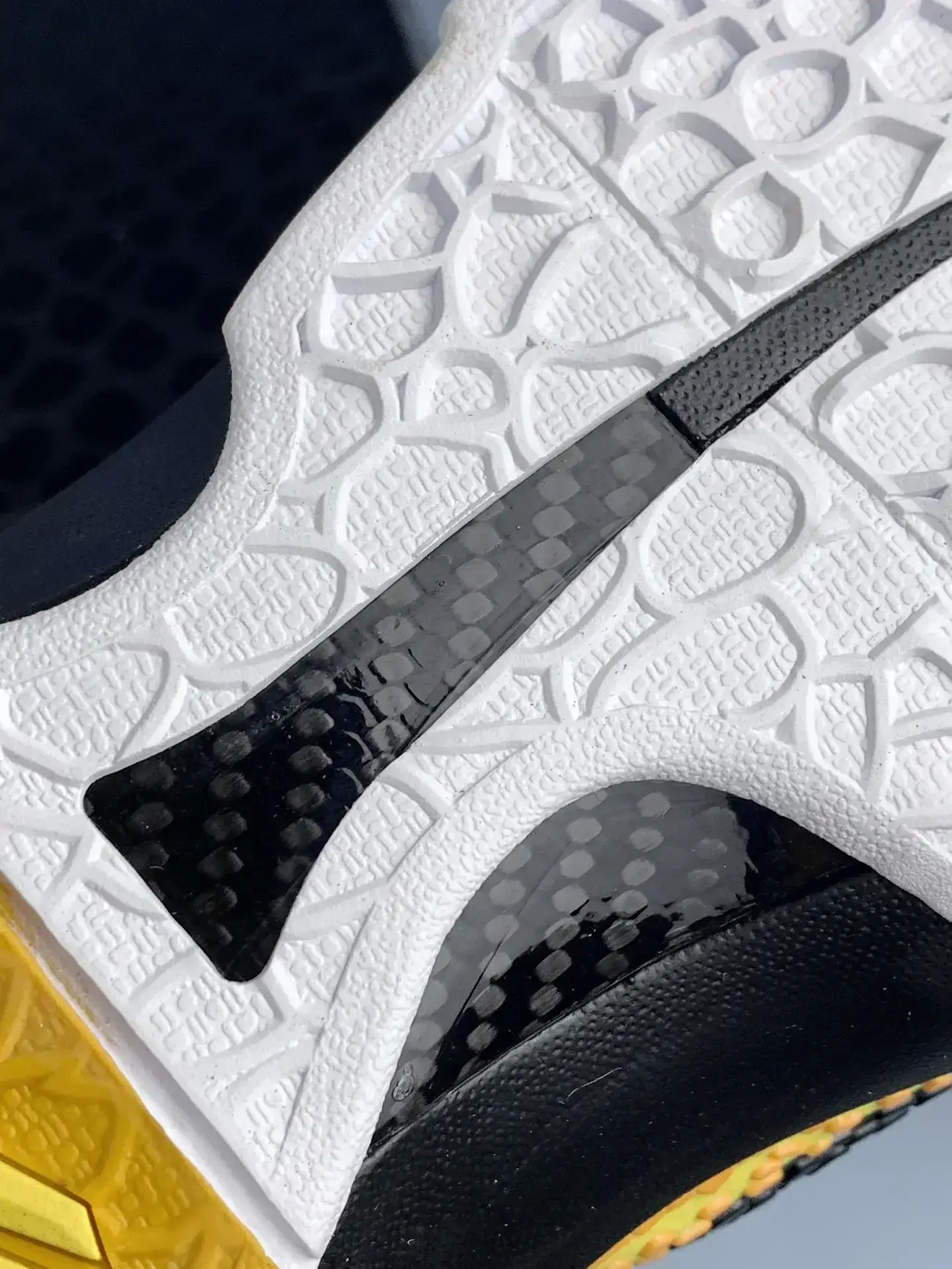 Zoom Kobe 6 “Lightbulb” Basketball Shoes product photo from LabelPicks