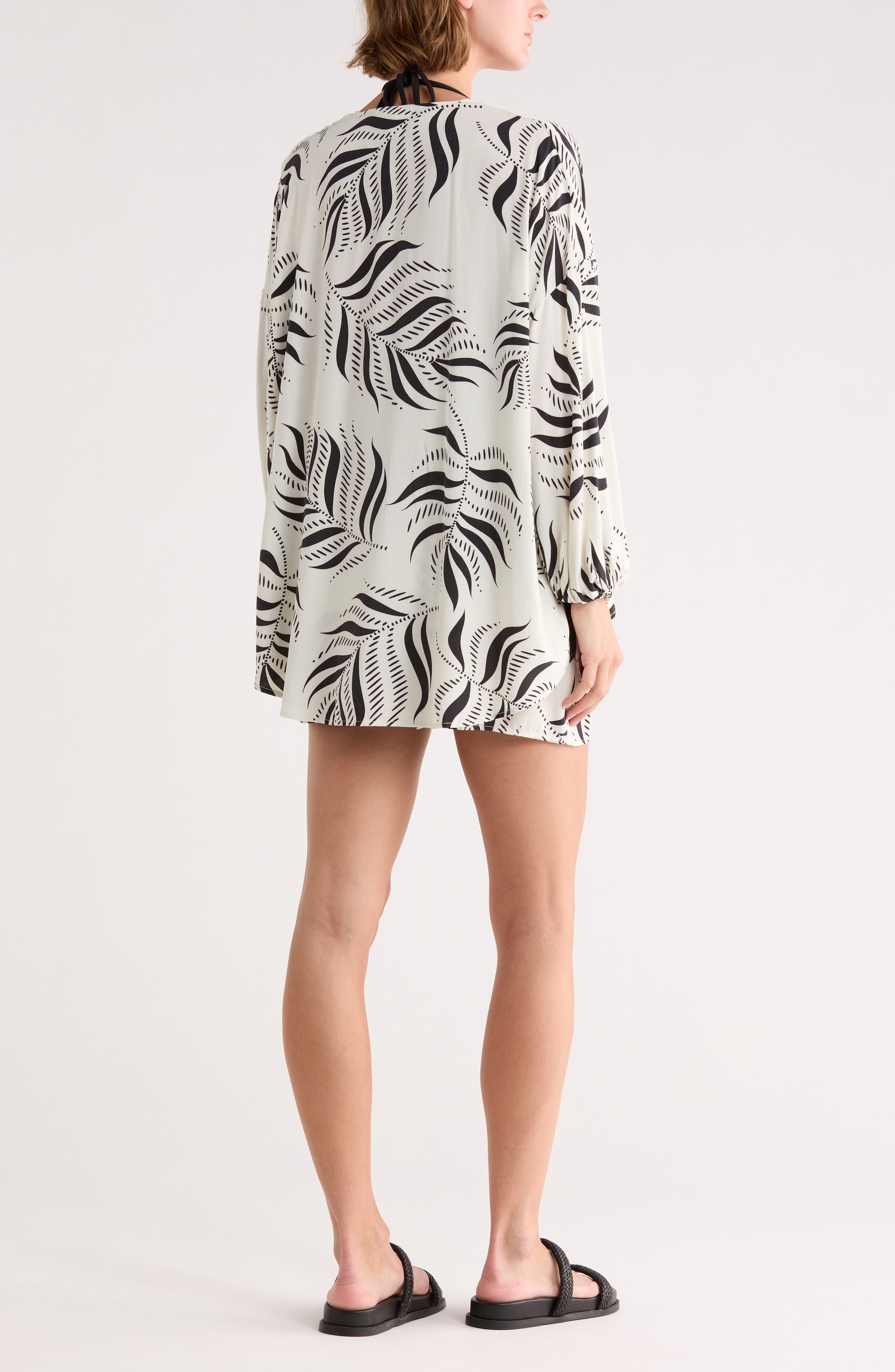 NORDSTROM RACK Flowy Beach Cover-Up Cardigan & Shorts Set