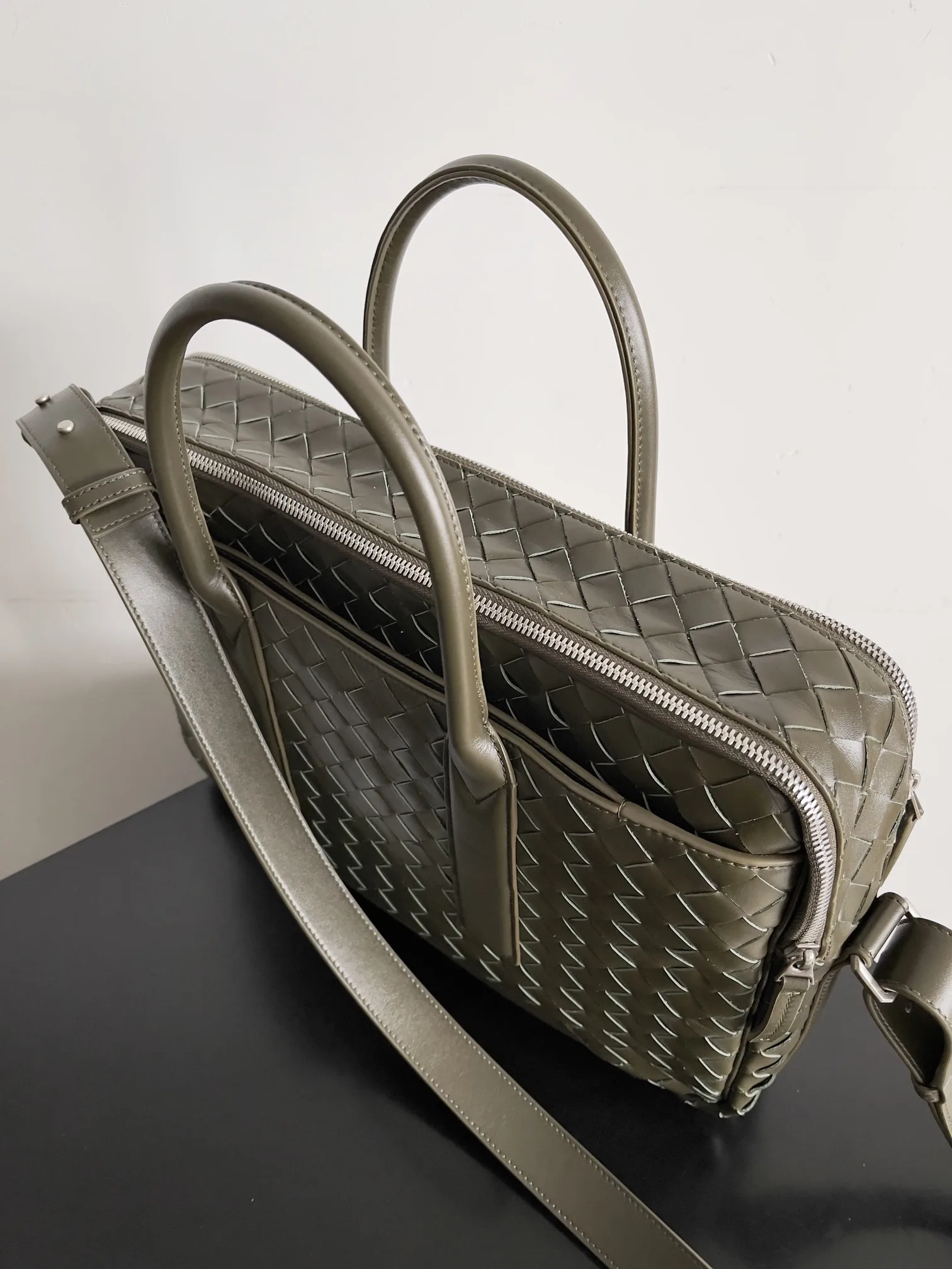 Bottega Veneta Getaway Tote Bag product photo from LabelPicks