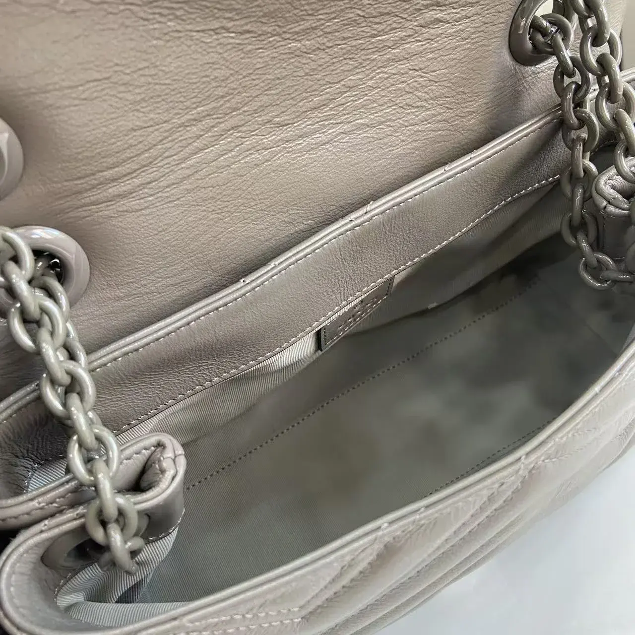 Gucci Grey Marmont GG Supreme Canvas Shoulder Bag product photo from LabelPicks
