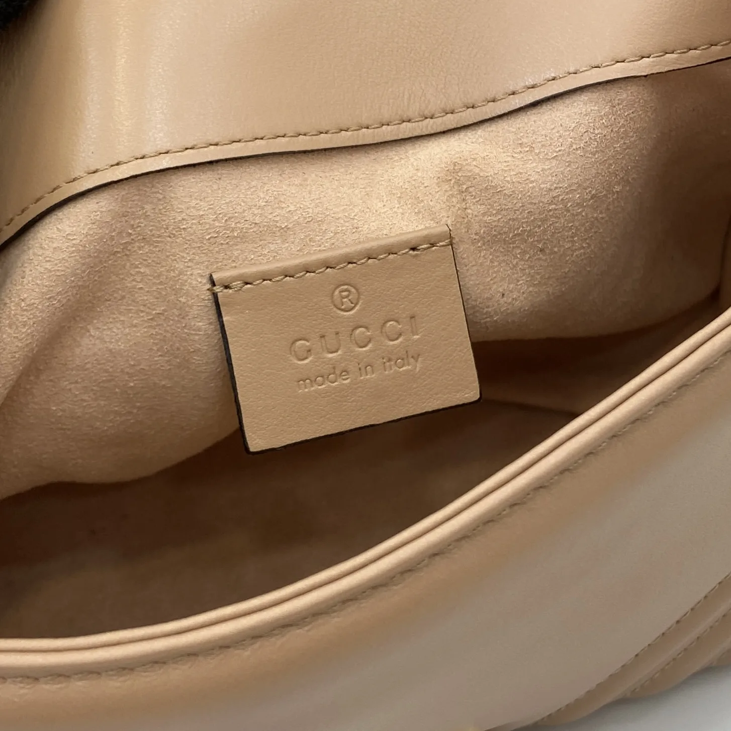 Gucci Beige Marmont GG Supreme Canvas Top Handle Bag product photo from LabelPicks