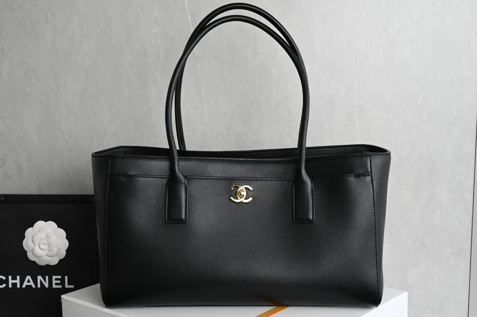 Chanel Black Calfskin Shoulder Bag product photo from LabelPicks