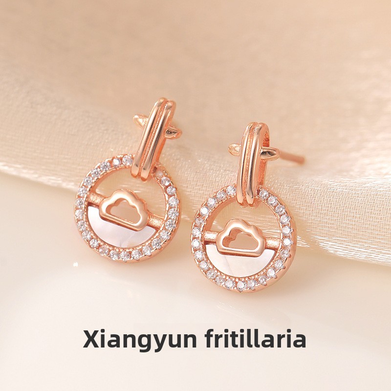 Original cloud-pattern mother-of-pearl earrings for women, sterling silver rose gold geometric mother-of-pearl earrings, cute and fresh design ear accessories