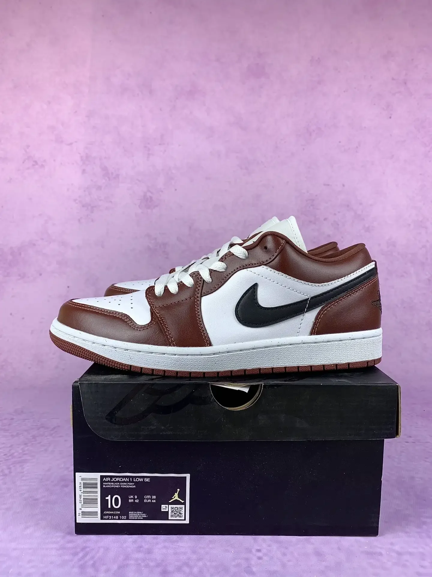 Air Jordan 1 Low SE 'Dark Pony' Shoes product photo from LabelPicks