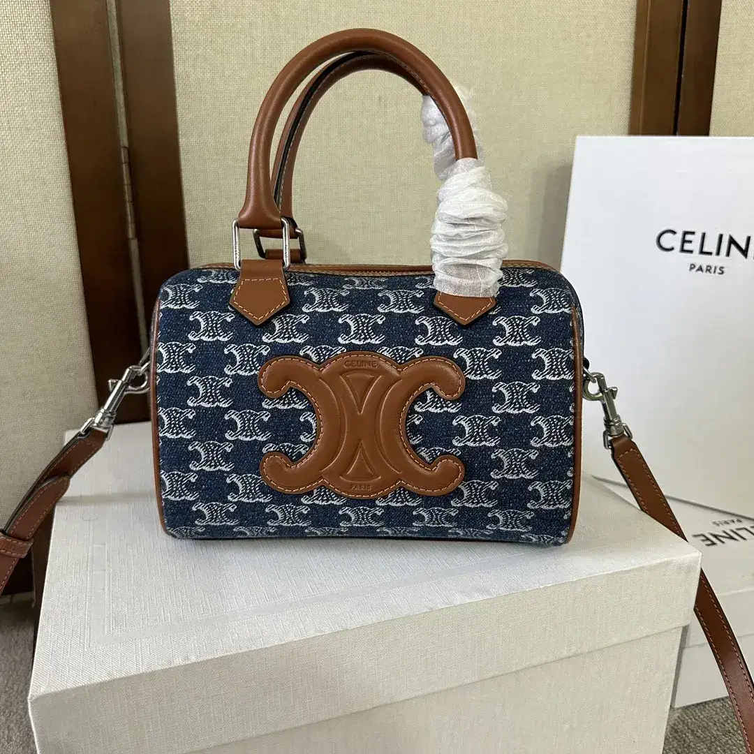Celine Calfskin Triomphe Top Handle Bag product photo from LabelPicks