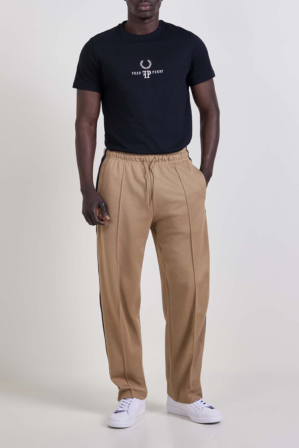 FRED PERRY חולצת טי