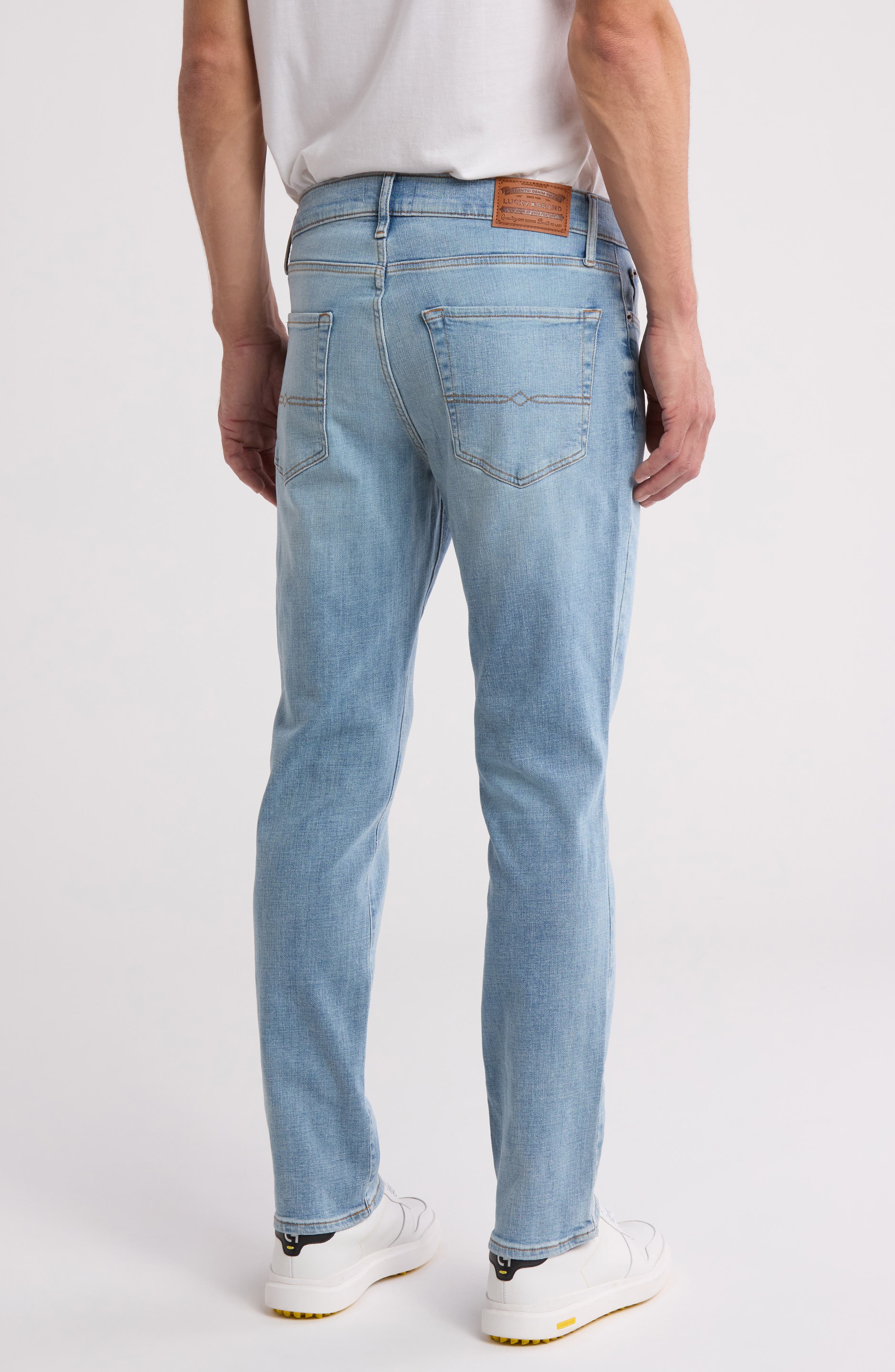 Lucky Brand 223 Straight Leg Jeans