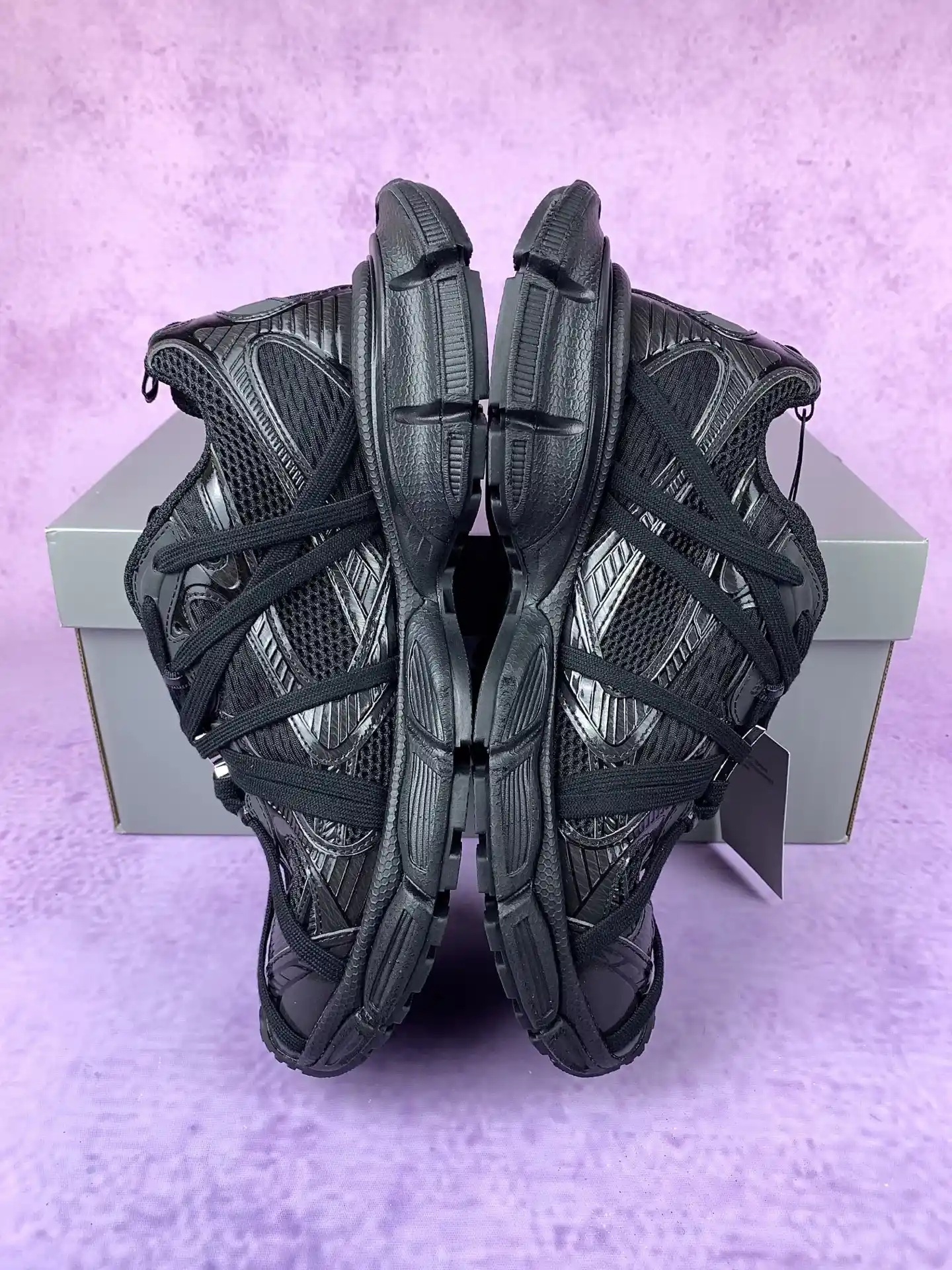 3XL Extreme Laces B Sneaker in Black product photo from LabelPicks