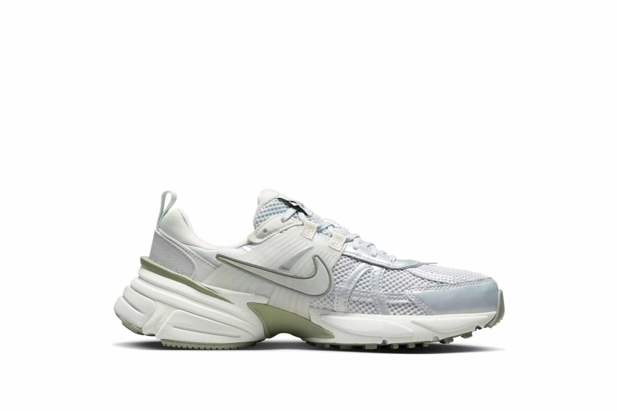 Nike V2K Run ‘Photon Dust Light Silver’ FD0736-006