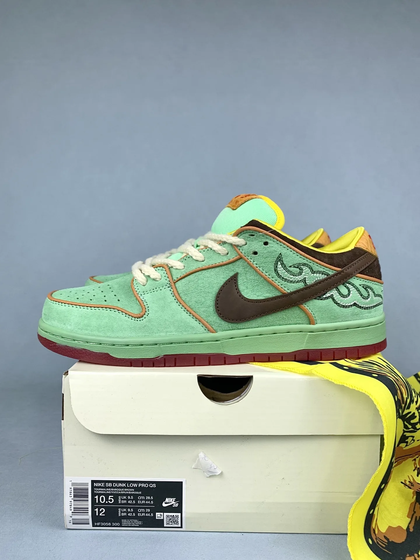Nike SB Dunk Low Pro Shoes product photo from LabelPicks