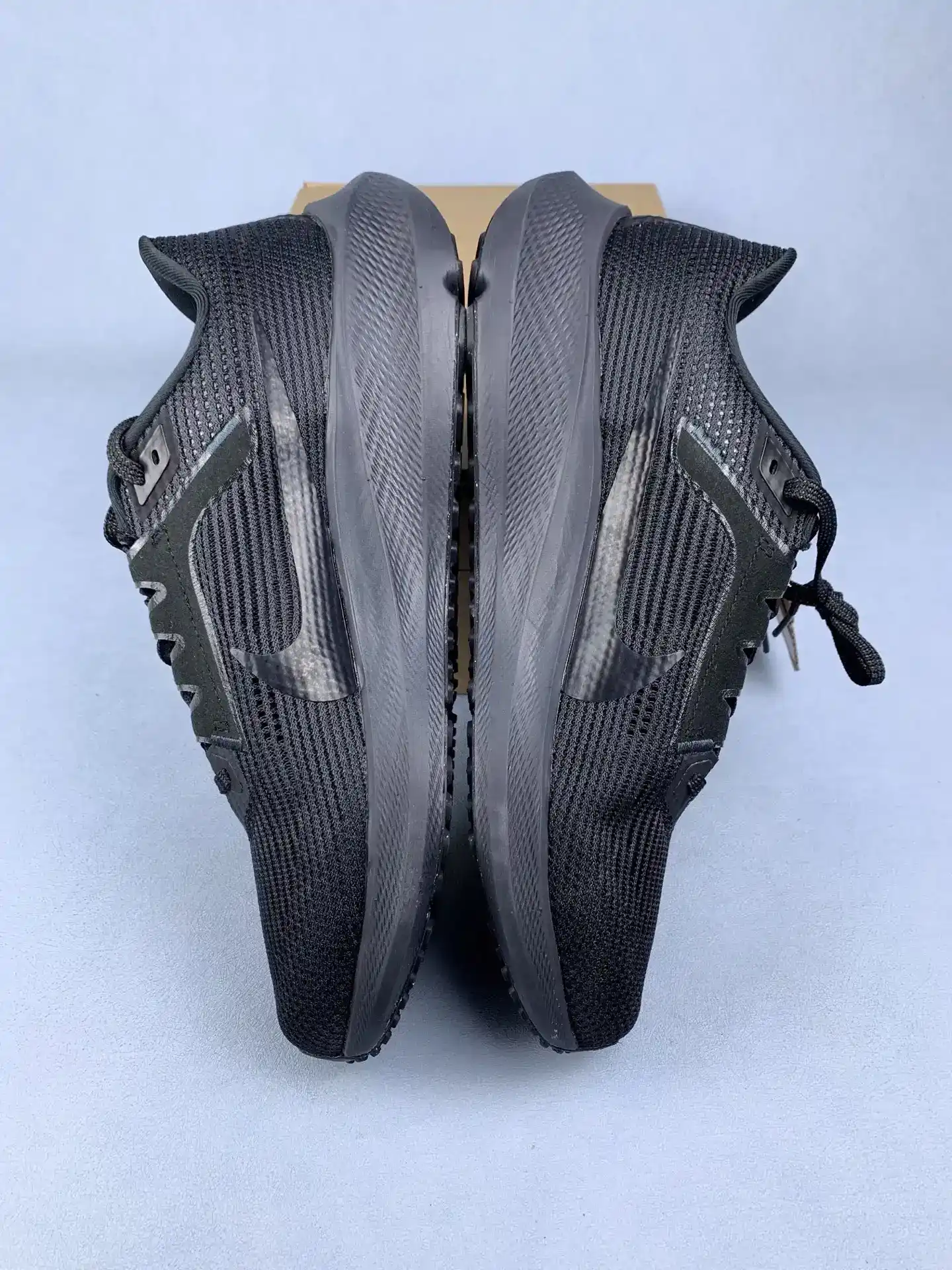 Nike Pegasus 40 Shoes product photo from LabelPicks